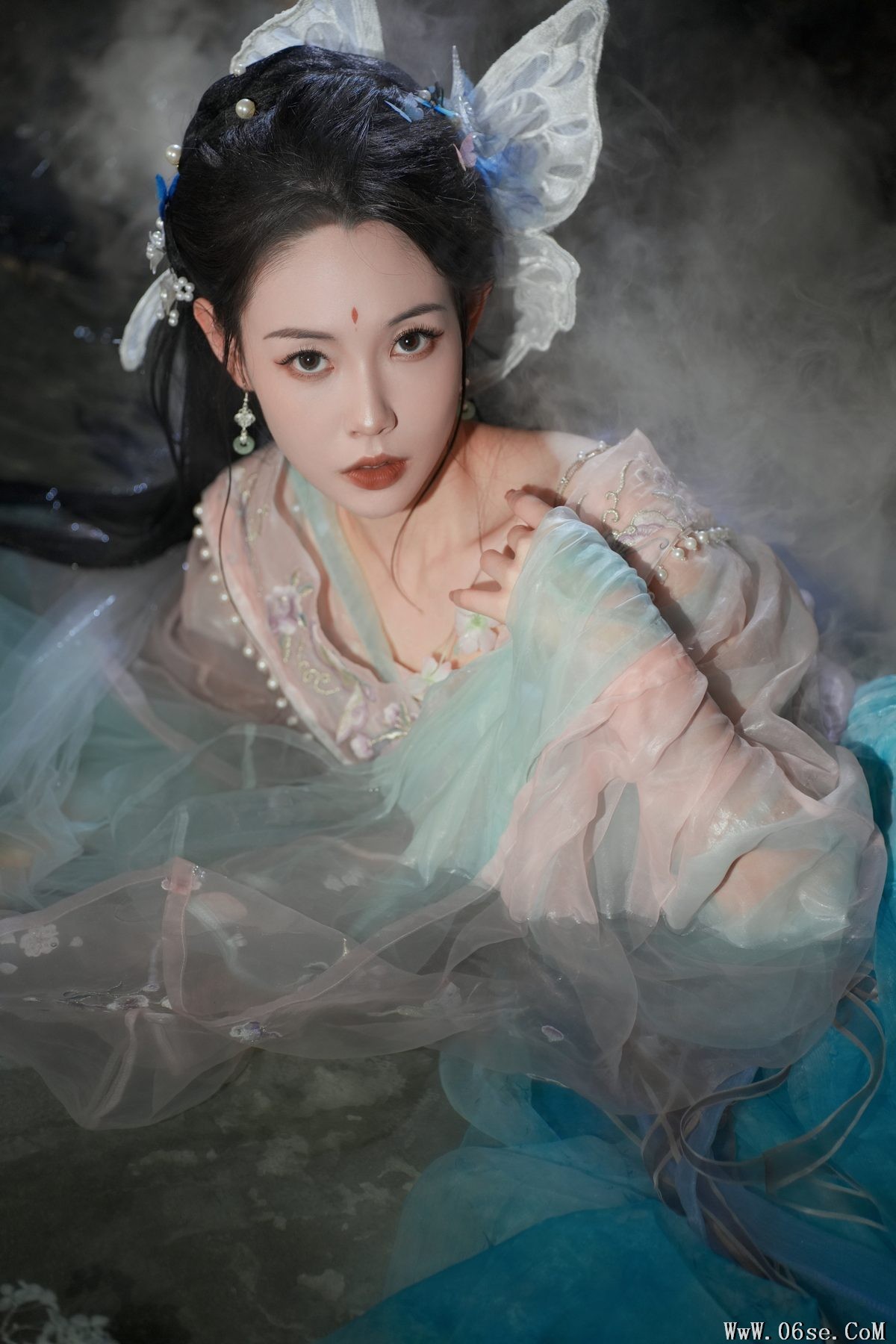 图片[46]-YiTuYu艺图语 Vol.4768 Vi Ge Vivian[48P]-六色网
