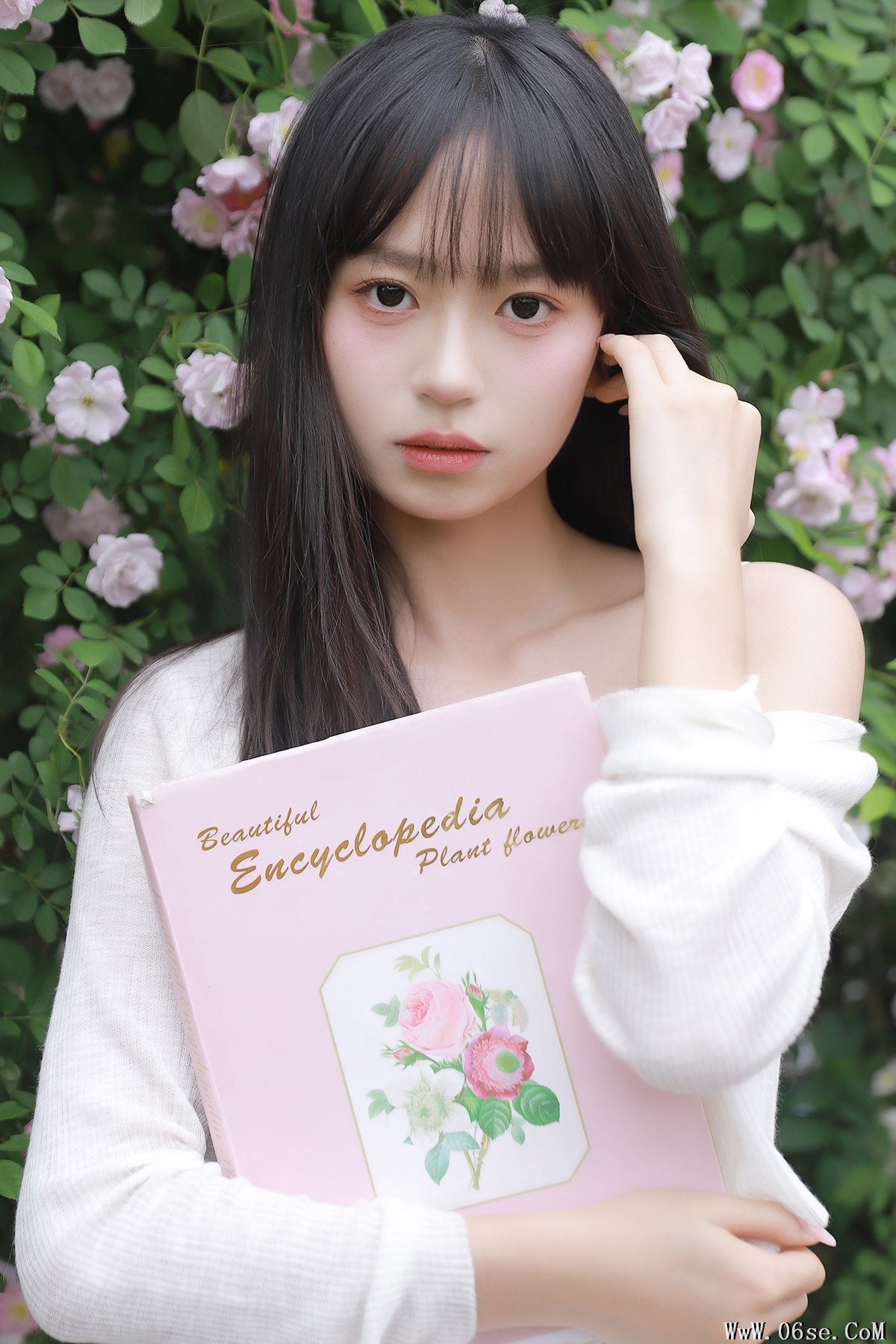 YiTuYu艺图语 Vol.6967 Yan Yun Lin[29P]-六色网