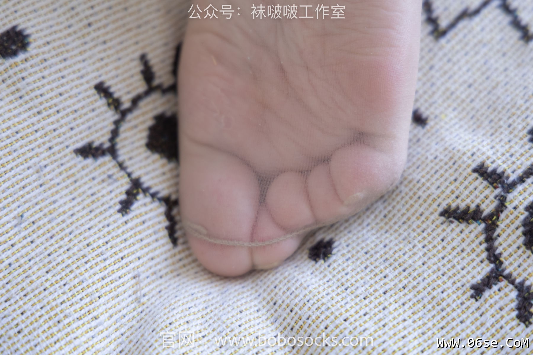 图片[74]-BoBoSocks袜啵啵 No.111 小甜豆-高跟鞋、油亮肉丝[134P]-六色网