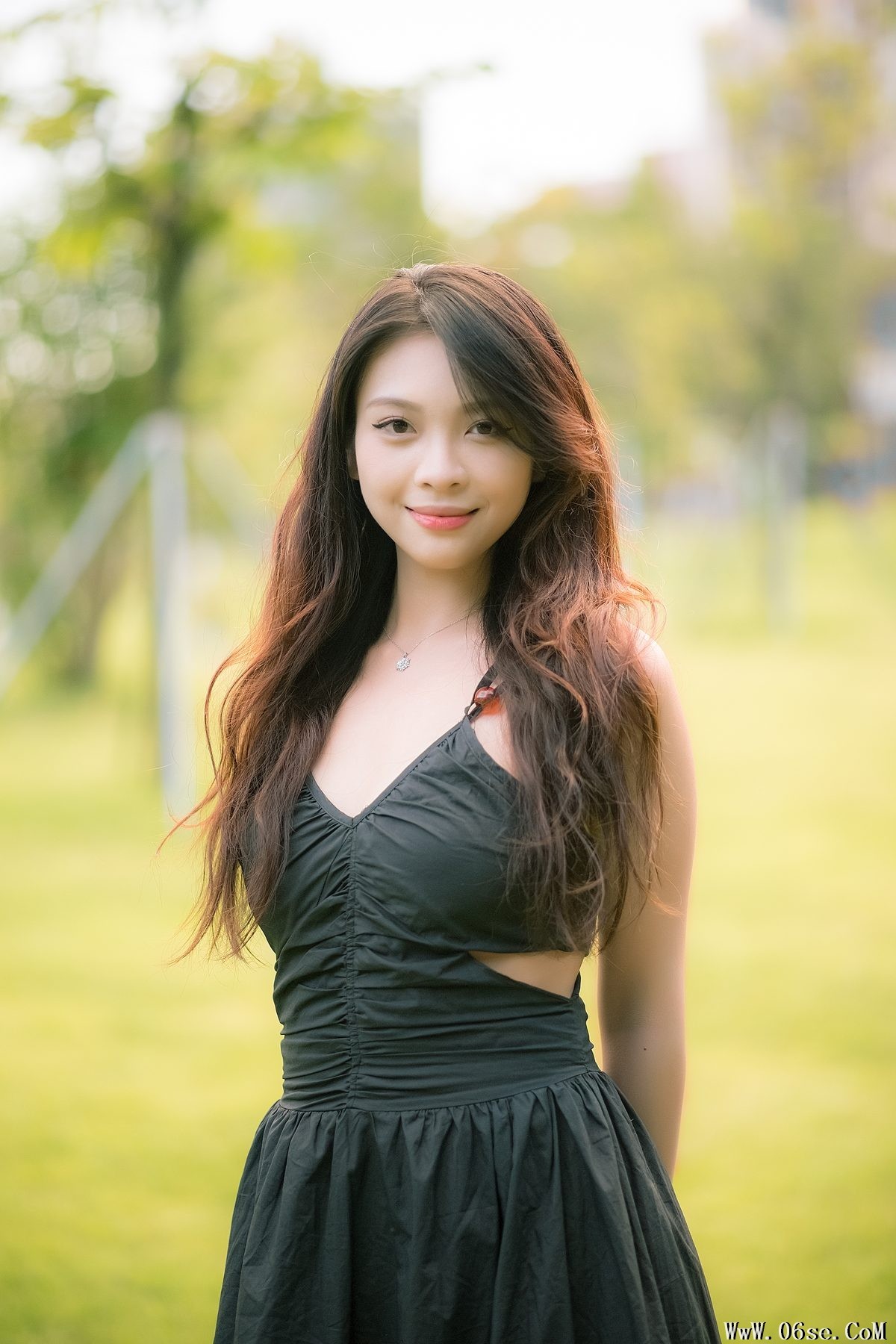 图片[23]-YiTuYu艺图语 Vol.4944 Xiao Qiu[33P]-六色网