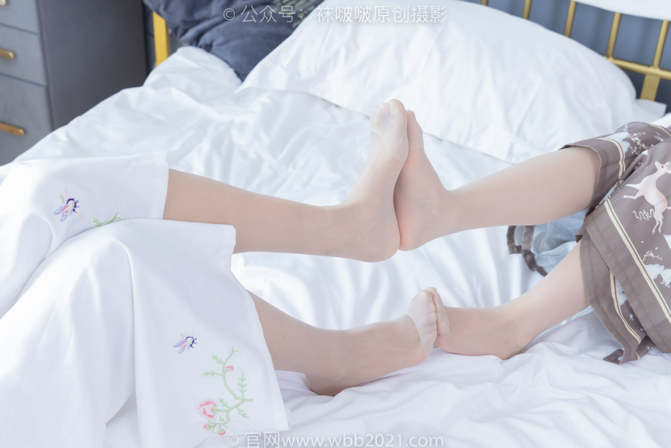 图片[56]-BoBoSocks袜啵啵 No.400 奶油&甜甜圈 -两双高跟鞋、白棉袜、肉丝[158P]-六色网