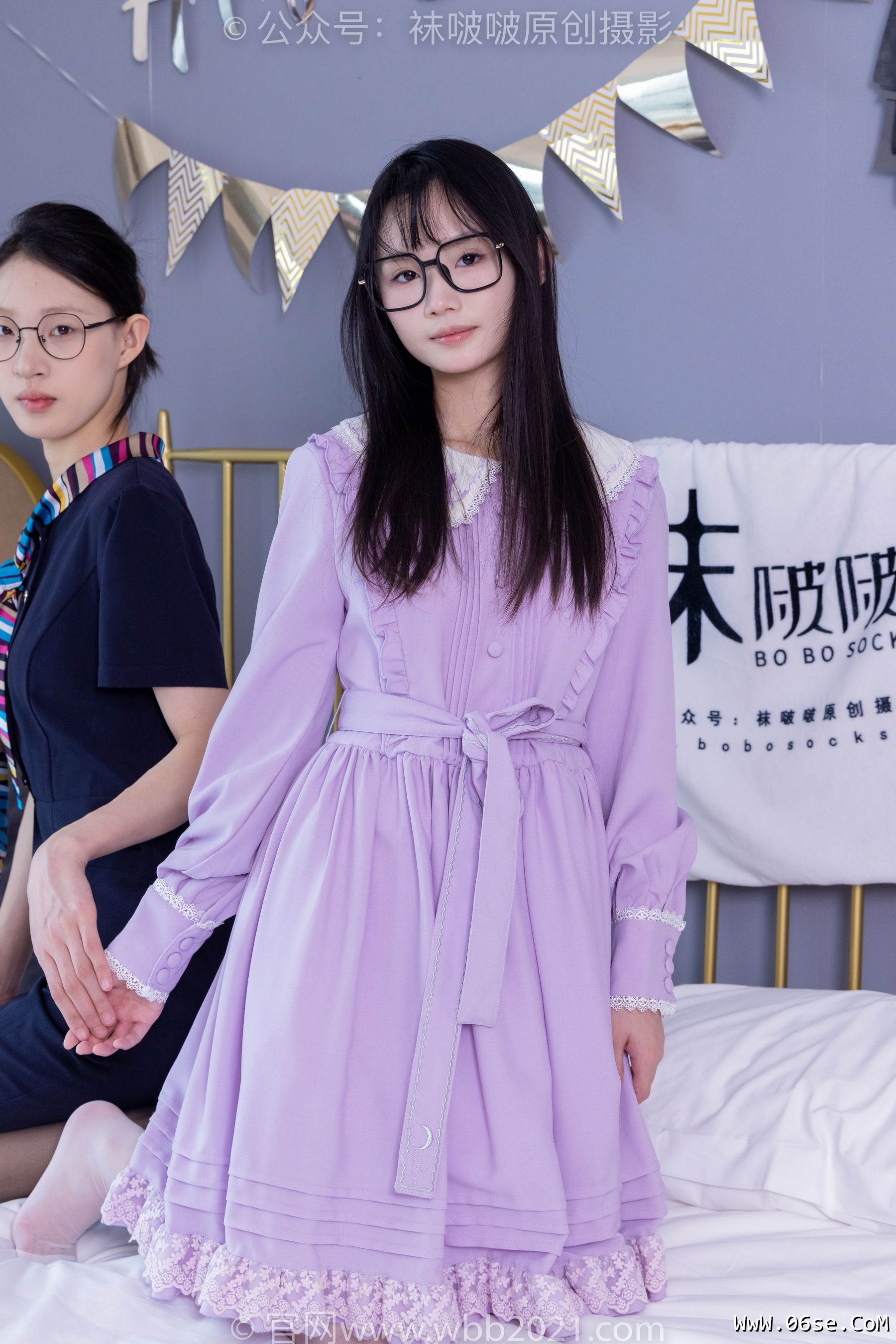 图片[87]-BoBoSocks袜啵啵 No.384 雪糕&甜甜圈 -两双高跟凉鞋、黑丝、白丝、裸足[183P]-六色网