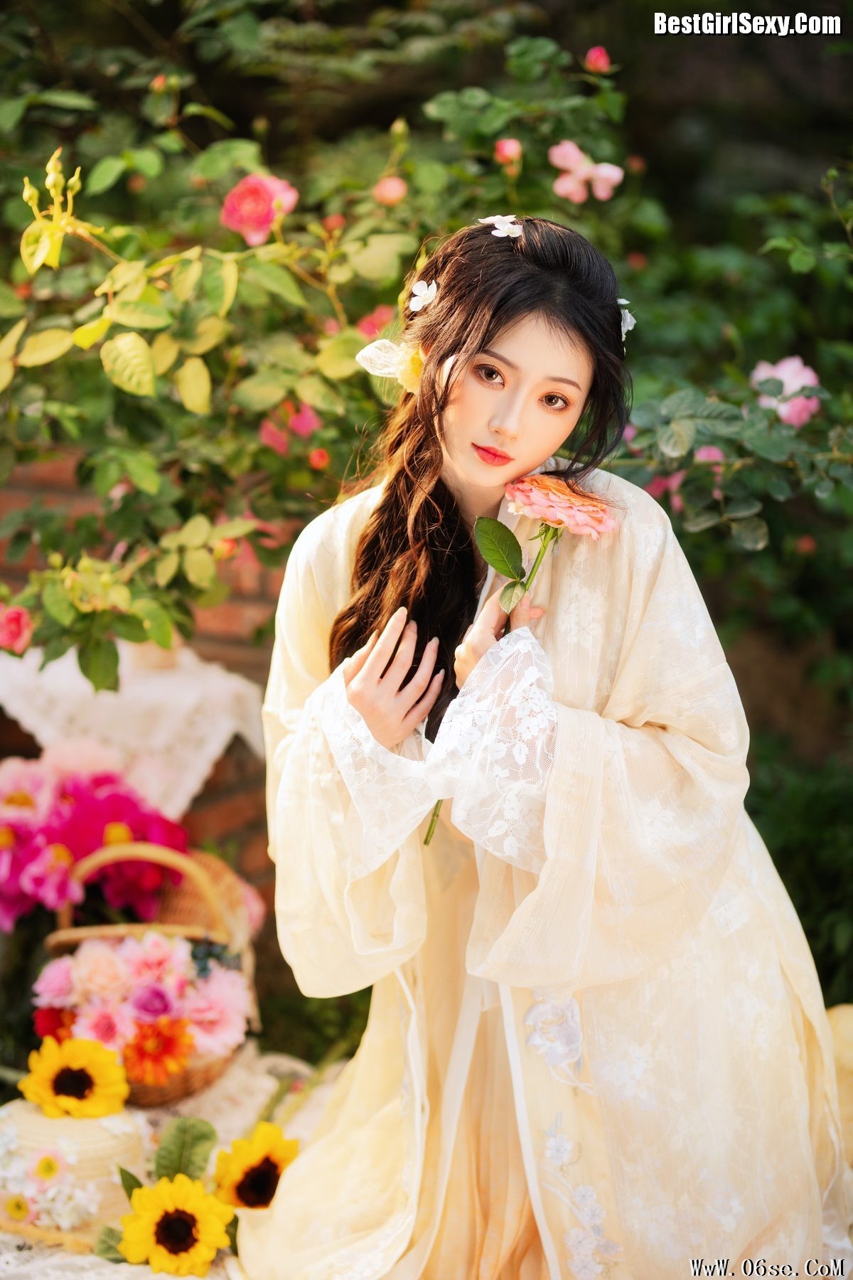 图片[20]-YiTuYu艺图语 Vol.4063 Liu Liu Yang Liu Liu[24P]-六色网