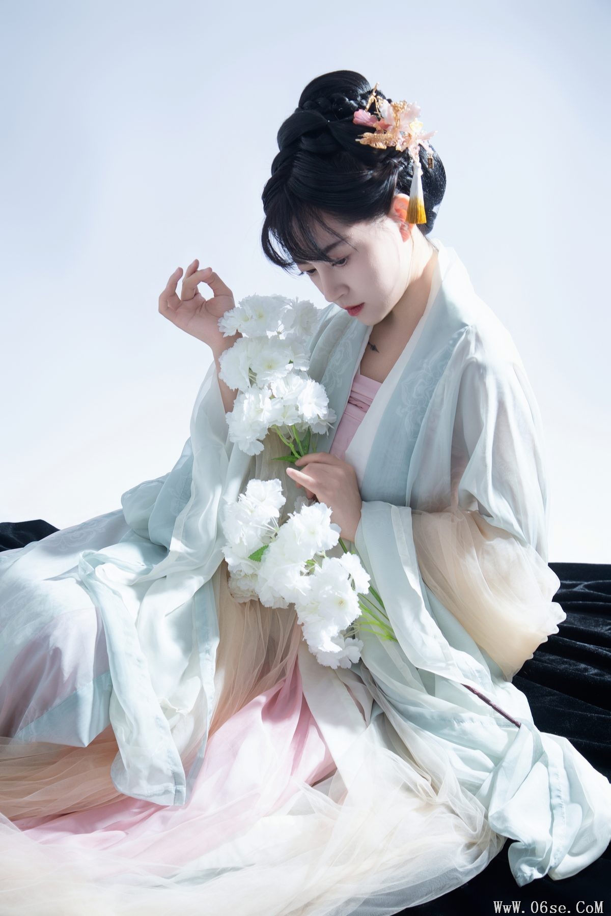 图片[21]-YiTuYu艺图语 Vol.6044 Yi Xuan[22P]-六色网
