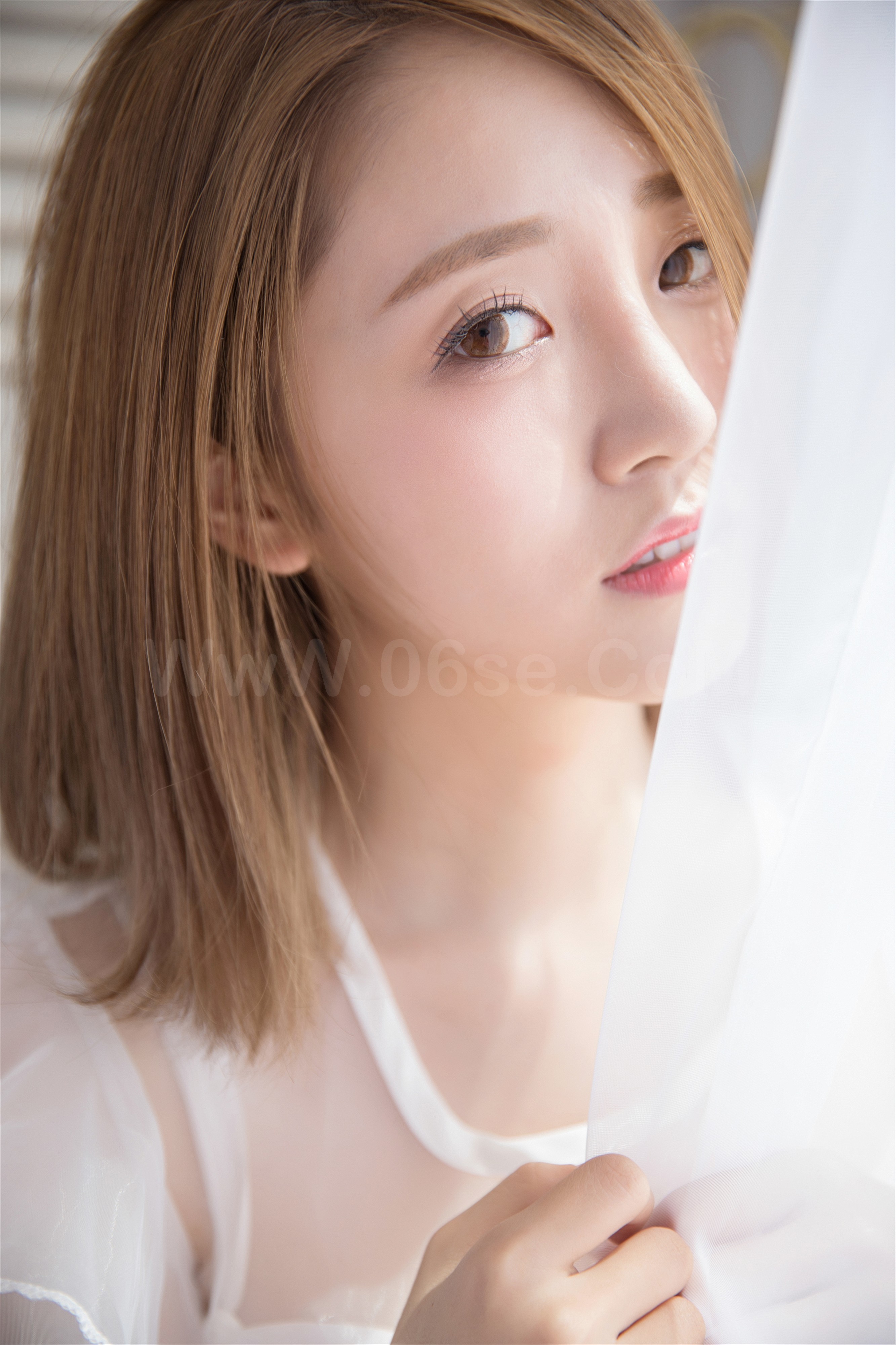 图片[29]-雅拉伊 – 《一颦一笑》[34P]-六色网