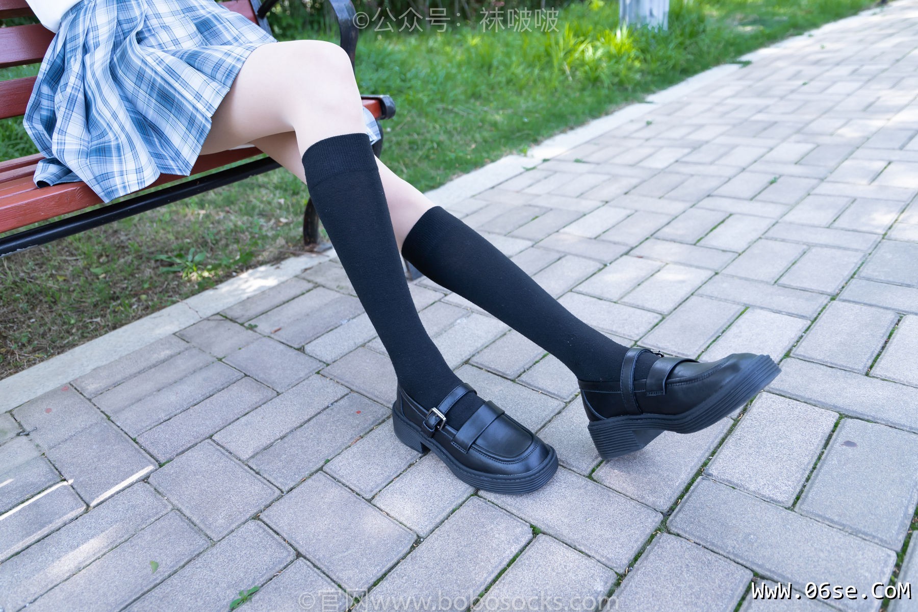 图片[20]-BoBoSocks袜啵啵 No.007 稚予-JK制服、皮鞋、黑色中筒棉袜、肉丝[143P]-六色网