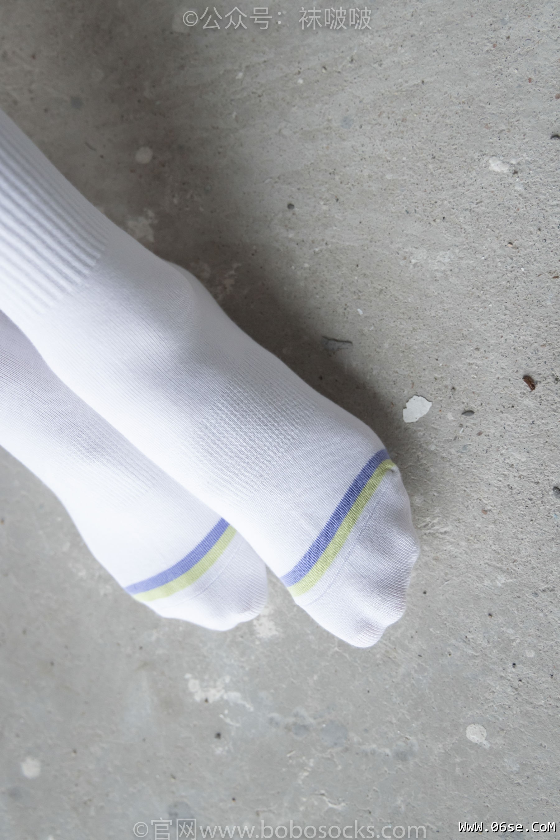 图片[81]-BoBoSocks袜啵啵 No.025 熊熊-安踏运动鞋、白色棉袜、裸足[146P]-六色网