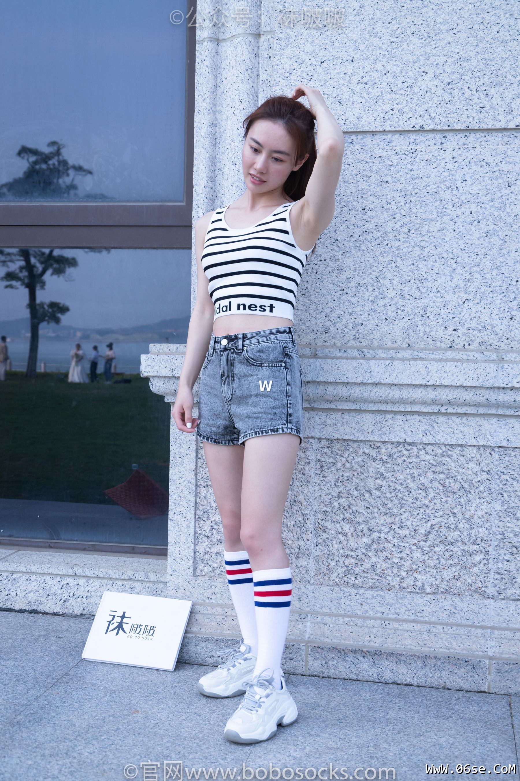图片[4]-BoBoSocks袜啵啵 No.006 小米-运动鞋、白色小腿袜、裸足[130P]-六色网