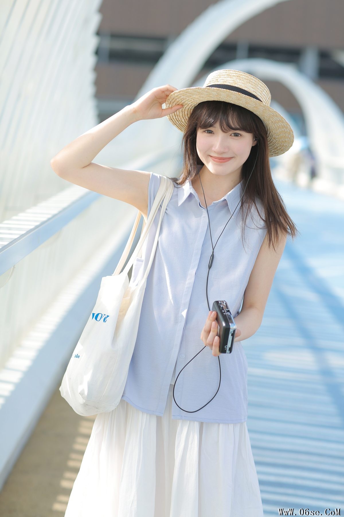 图片[17]-YiTuYu艺图语 Vol.3217 Yang Xi[33P]-六色网