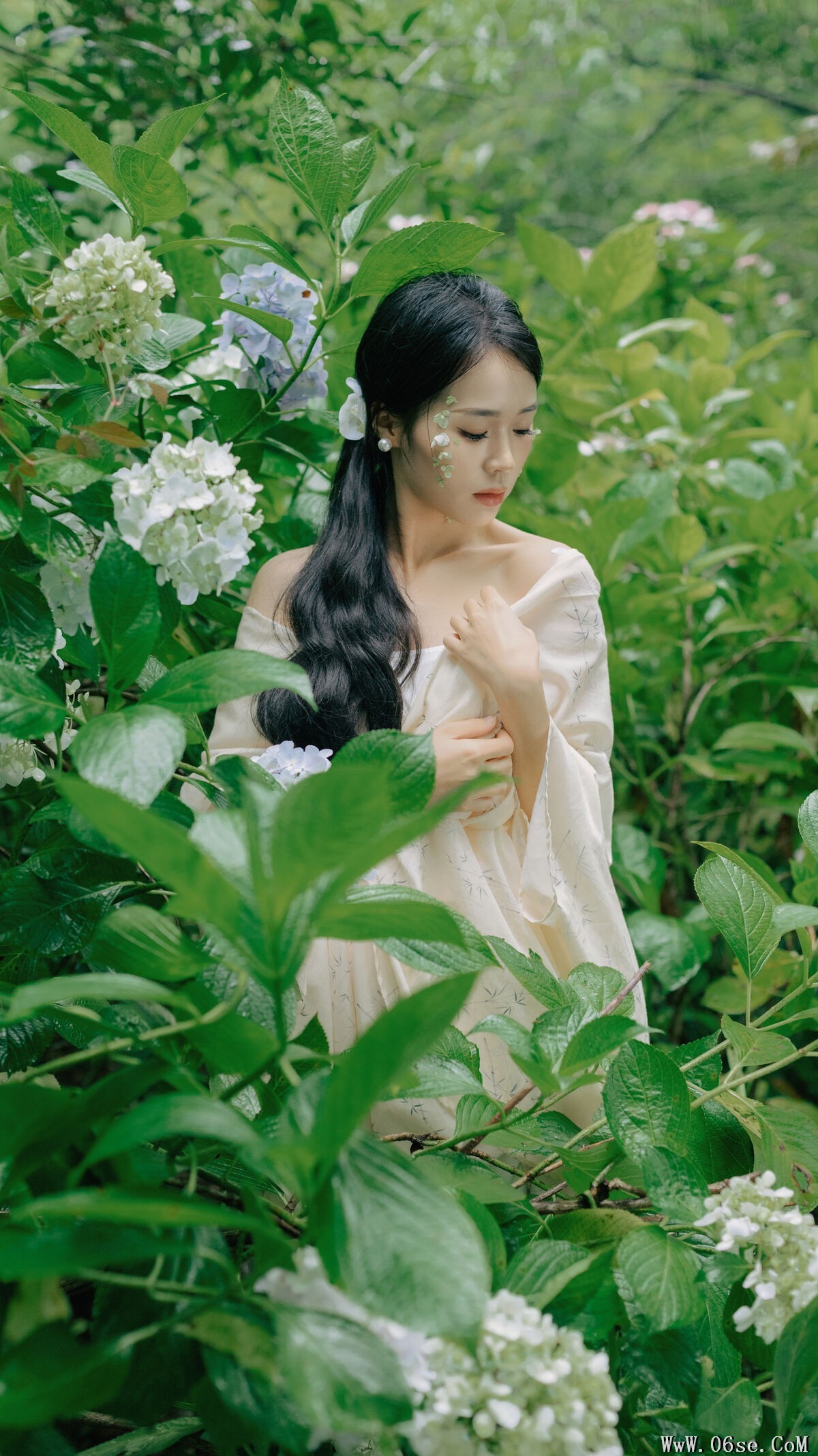 图片[26]-YiTuYu艺图语 Vol.7354 Yi[27P]-六色网