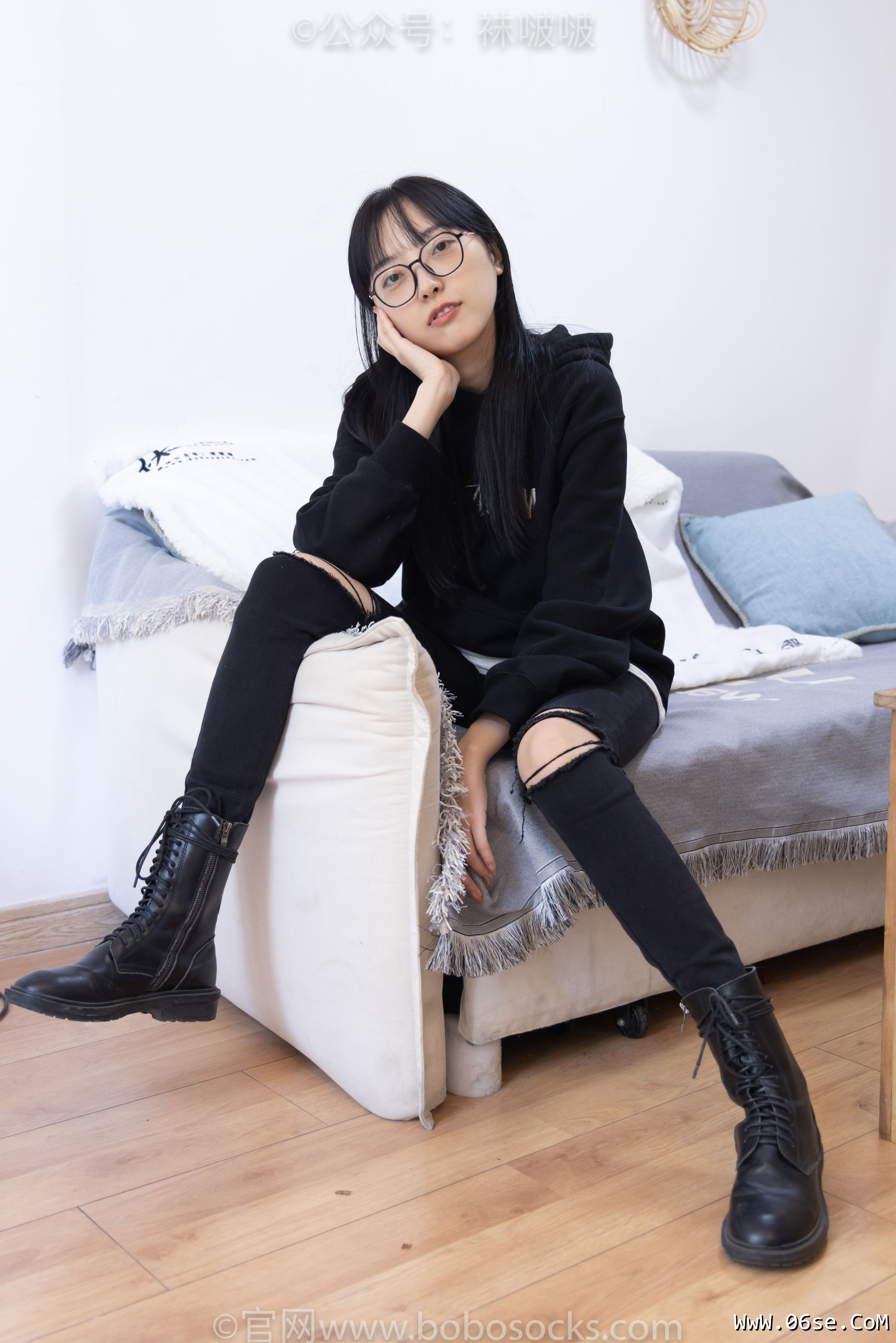 图片[9]-BoBoSocks袜啵啵 No.061 稚予-短靴、白棉袜、裸足[145P]-六色网