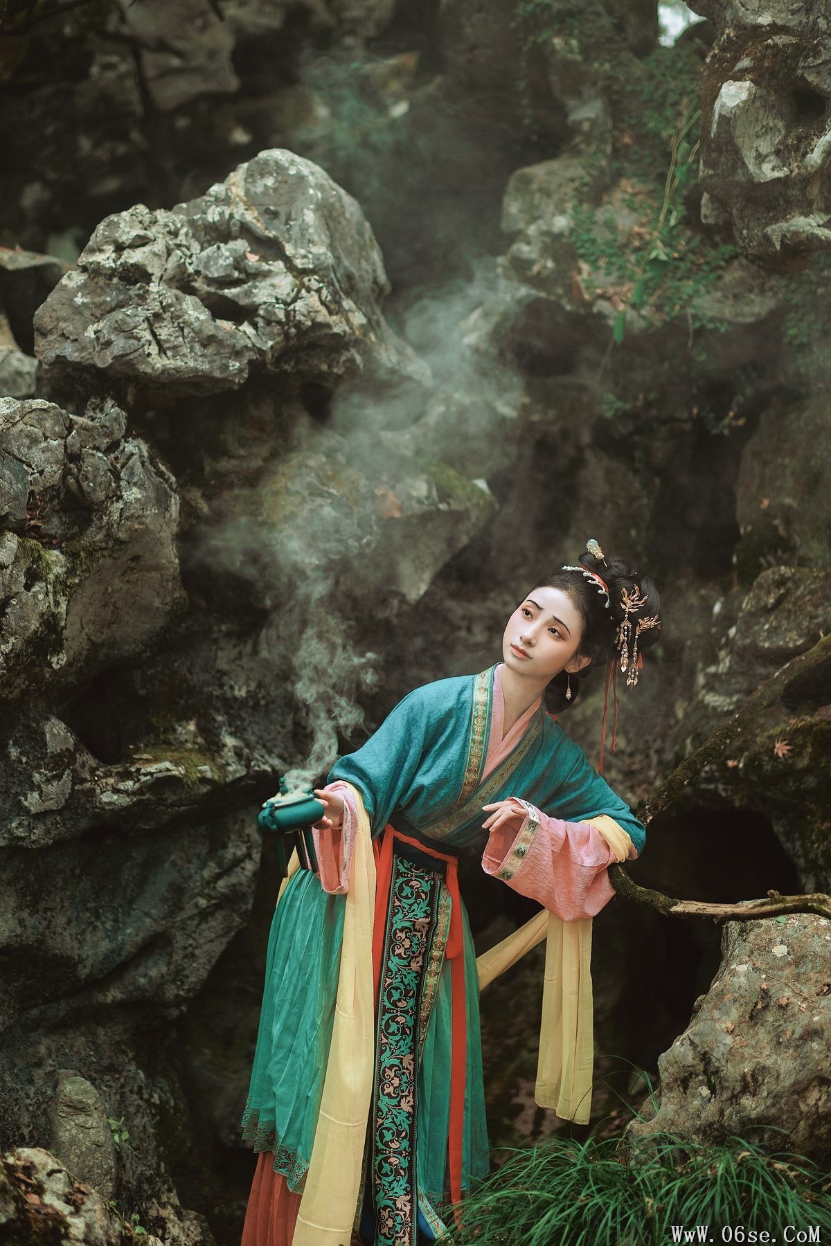 图片[21]-YiTuYu艺图语 Vol.5361 Mou Xiao Yao[49P]-六色网