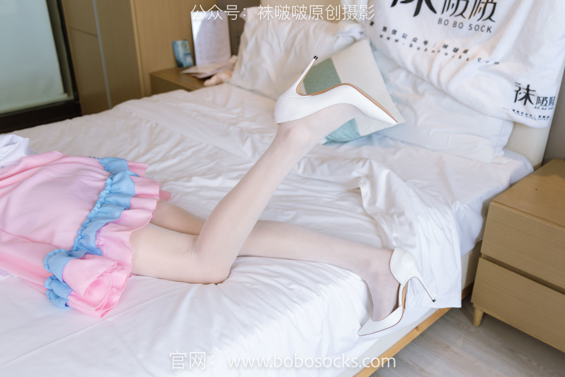 图片[73]-BoBoSocks袜啵啵 No.154 小甜豆-两双高跟鞋、珠光白丝、女仆装[200P]-六色网