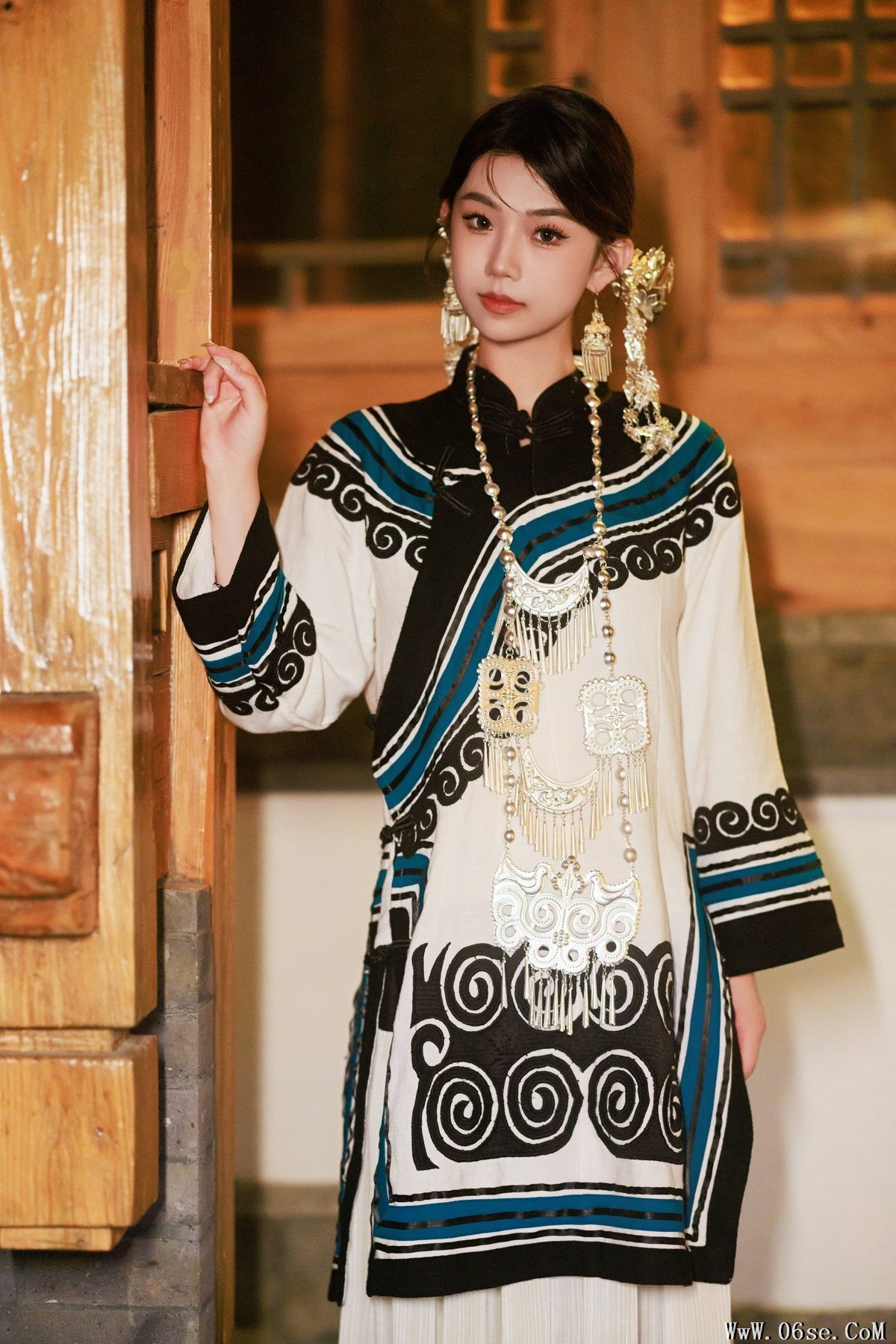 图片[33]-YiTuYu艺图语 Vol.5057 Pei Tong Xue[60P]-六色网