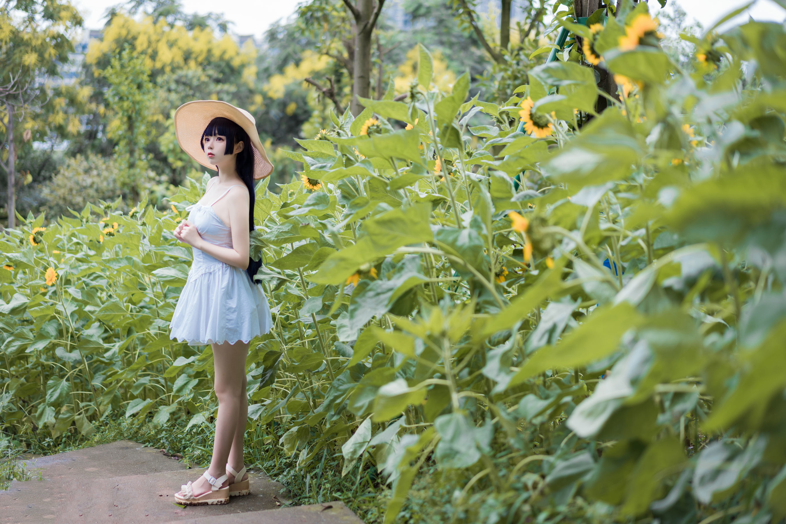 图片[32]-喵糖映画 VOL.414 花园白裙 [37P]-六色网