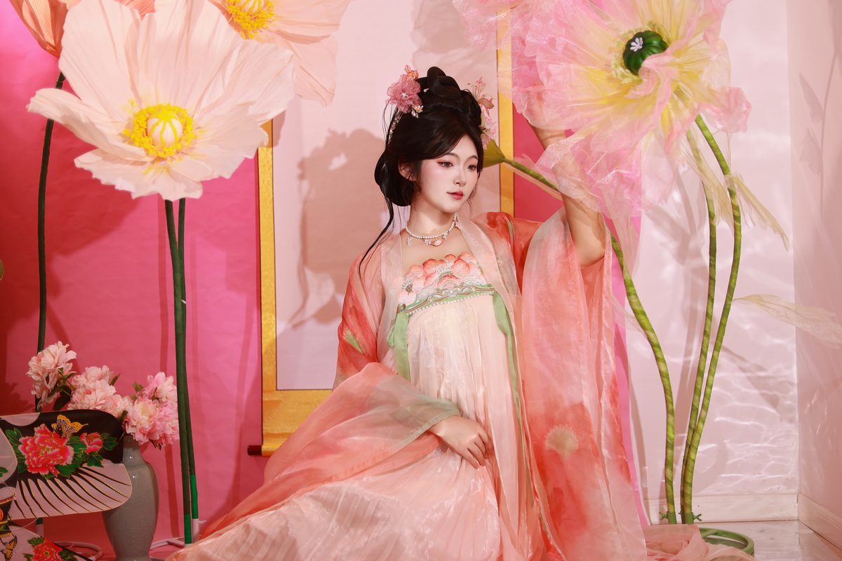 图片[6]-YiTuYu艺图语 Vol.5547 KaiLin Jiang[35P]-六色网