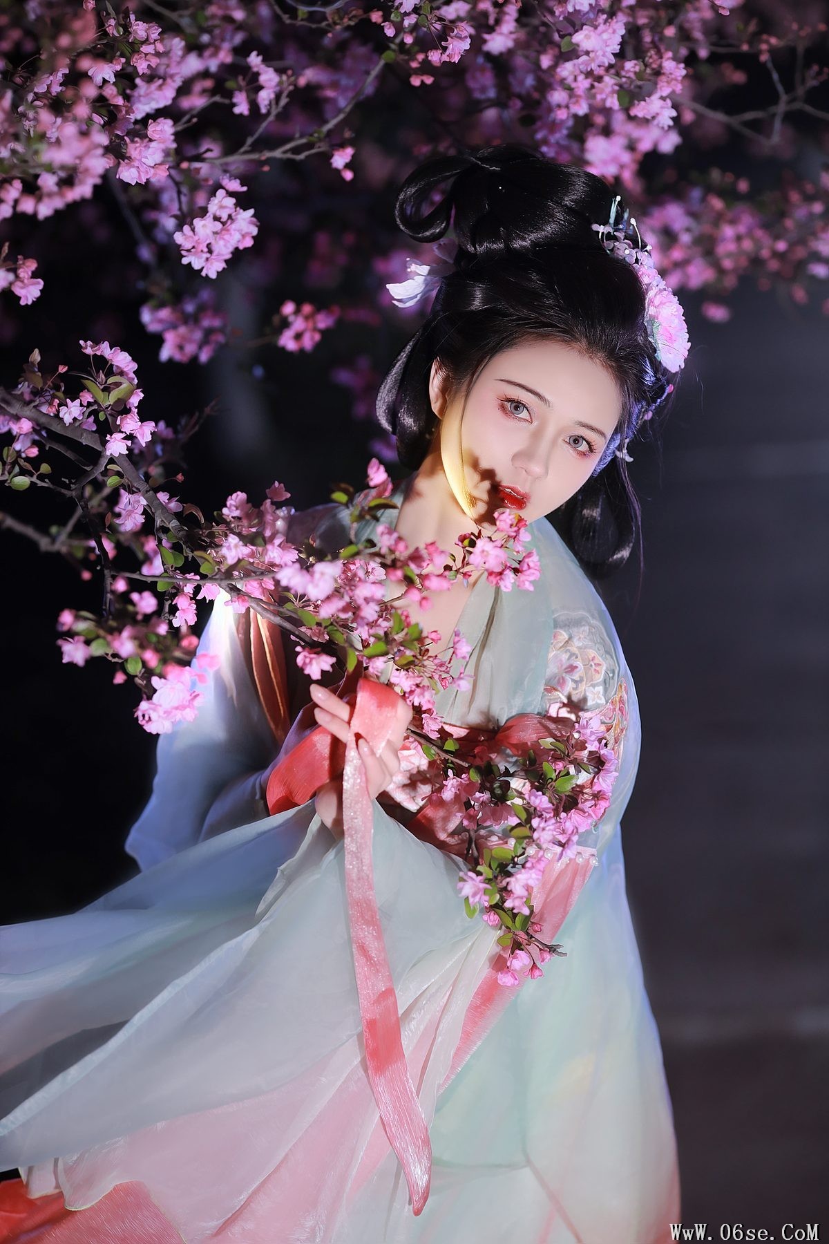 图片[6]-YiTuYu艺图语 Vol.4699 Wu Sui[21P]-六色网