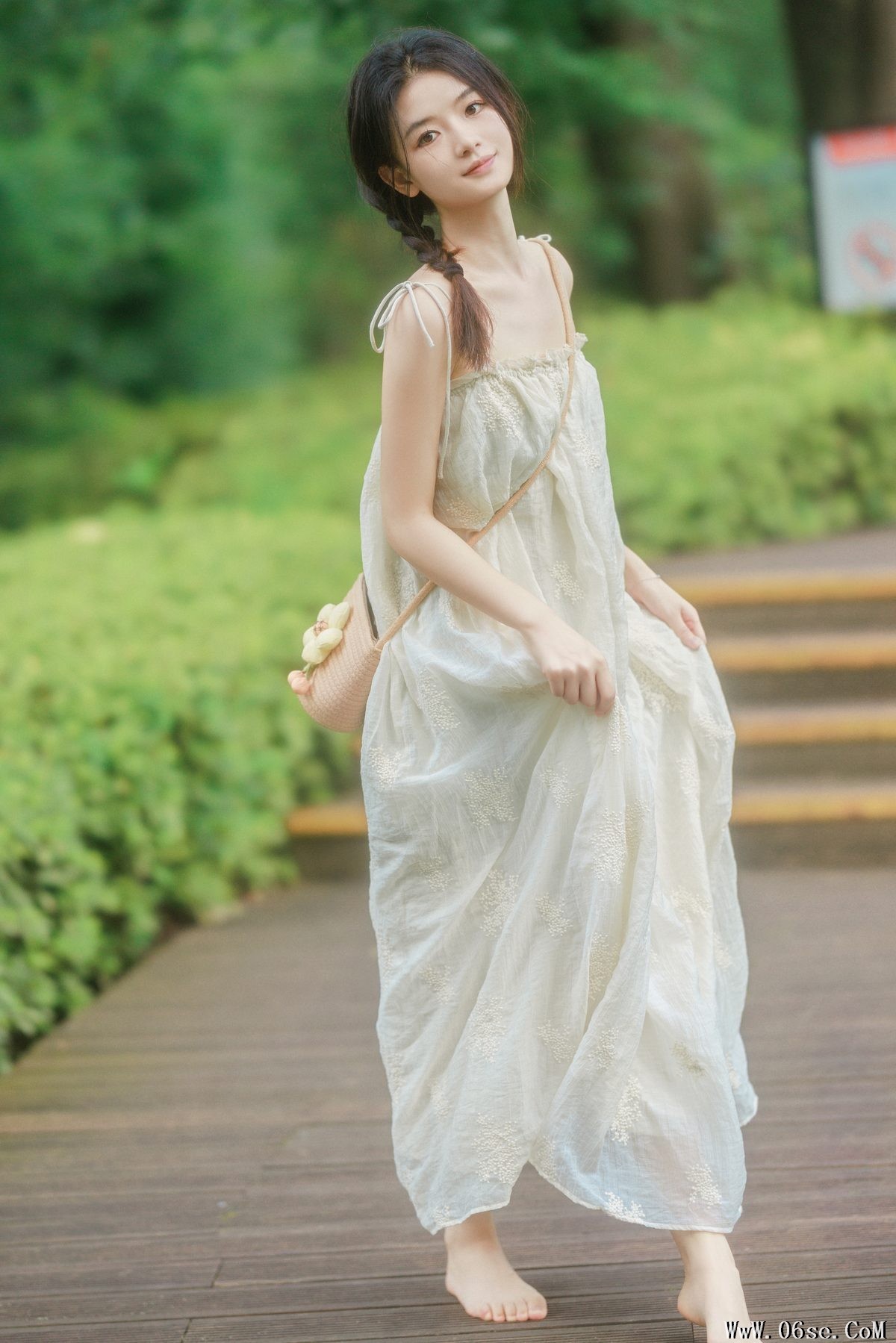 图片[26]-YiTuYu艺图语 Vol.5166 Bu Ta Xiao Yao[45P]-六色网