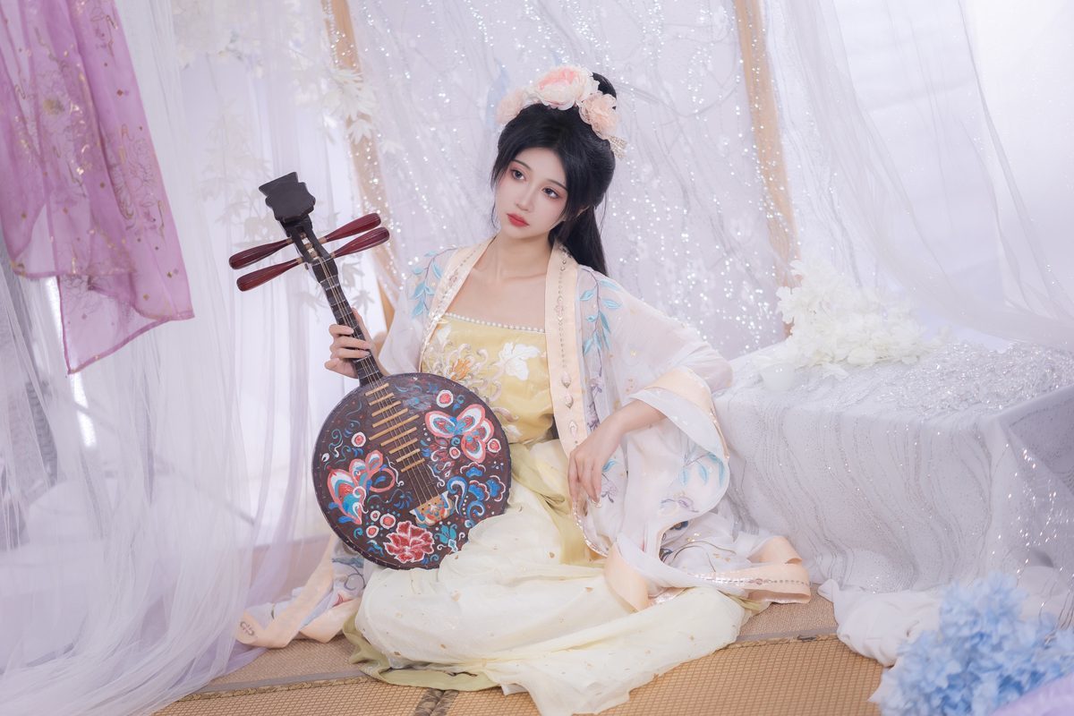 图片[23]-YiTuYu艺图语 Vol.4203 Qi Luo Sheng De Xiao Su Su[23P]-六色网