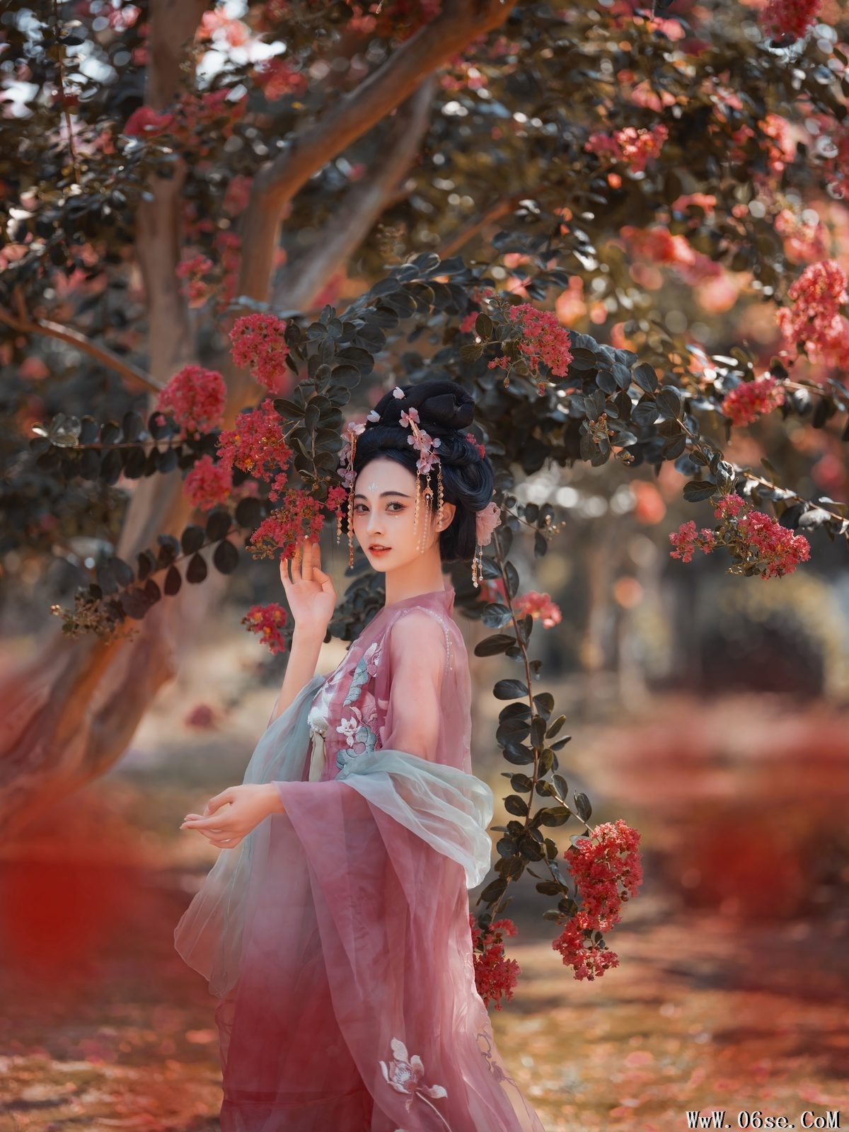 图片[15]-YiTuYu艺图语 Vol.5079 Qian Luo[66P]-六色网