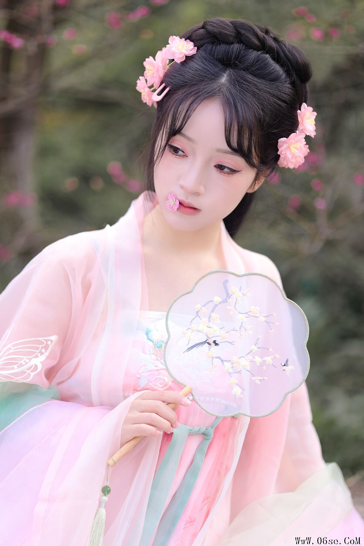 图片[21]-YiTuYu艺图语 Vol.6569 Jun Yin Lan[23P]-六色网