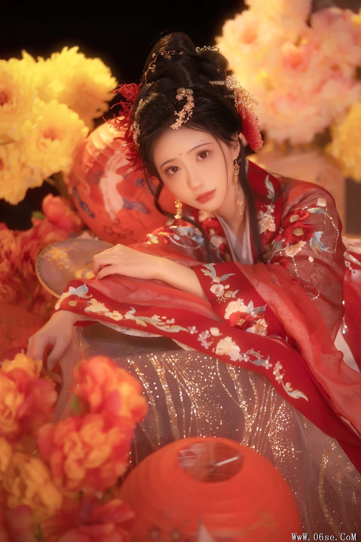 图片[22]-YiTuYu艺图语 Vol.3504 Qi Luo Sheng De Xiao Su Su[28P]-六色网