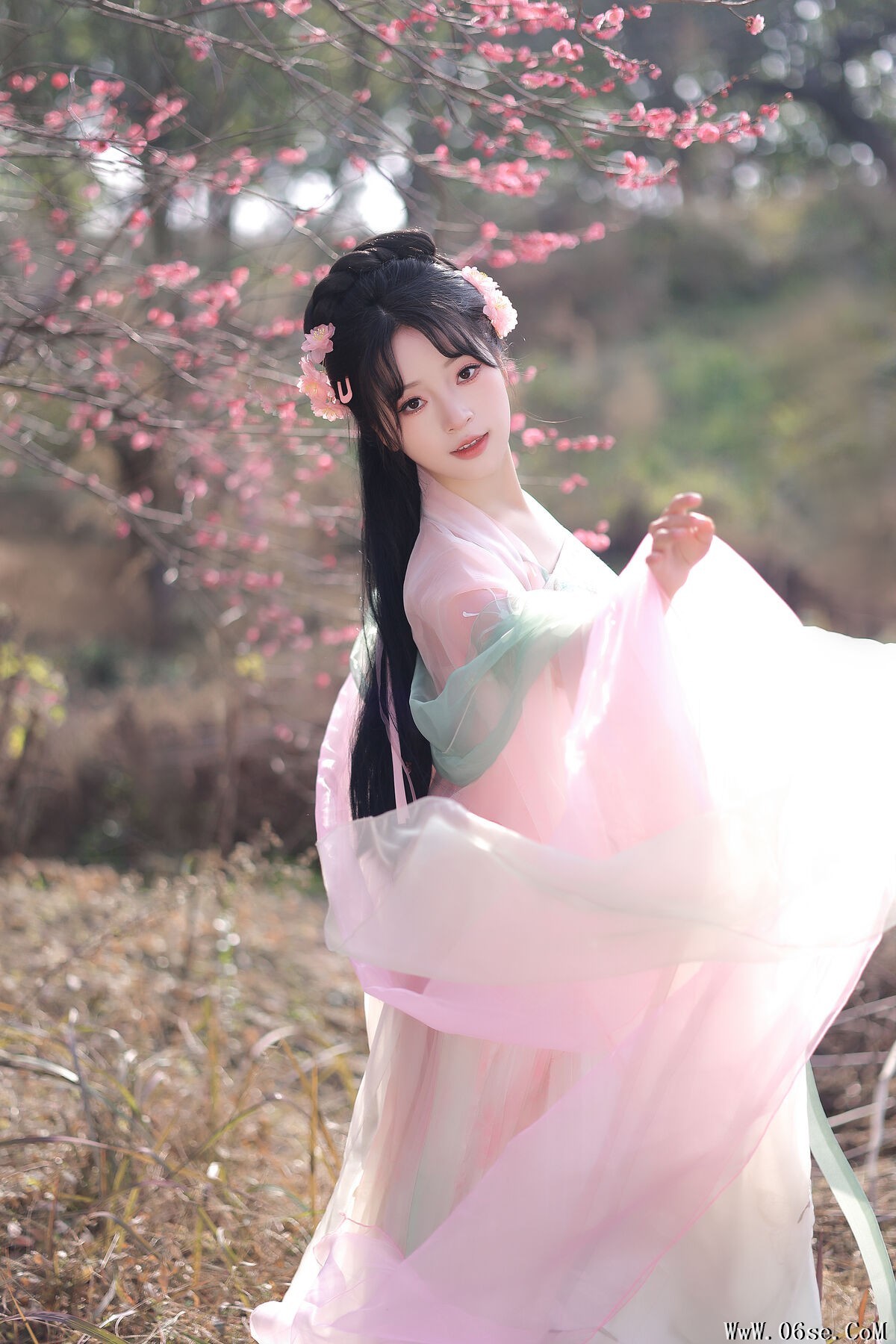 图片[19]-YiTuYu艺图语 Vol.6569 Jun Yin Lan[23P]-六色网