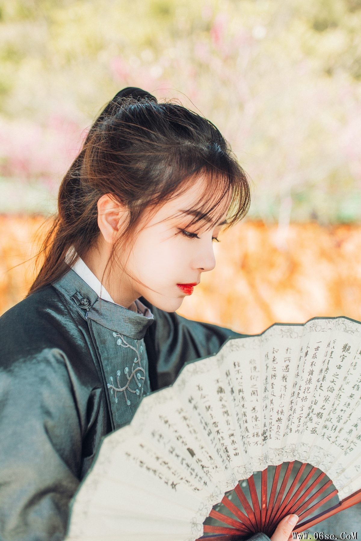 图片[4]-YiTuYu艺图语 Vol.4331 Gong Zi Bu Huai[36P]-六色网