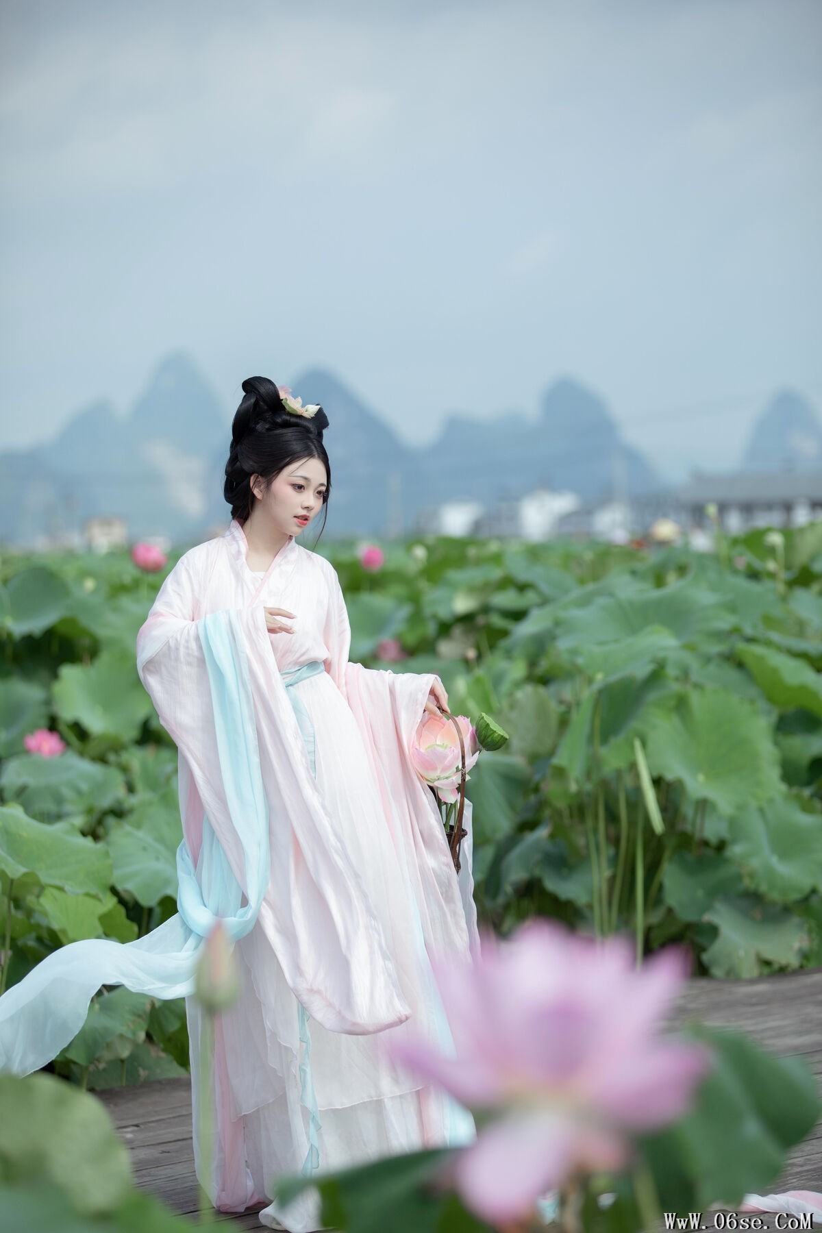 图片[10]-YiTuYu艺图语 Vol.7597 Jin Zou Ba[24P]-六色网