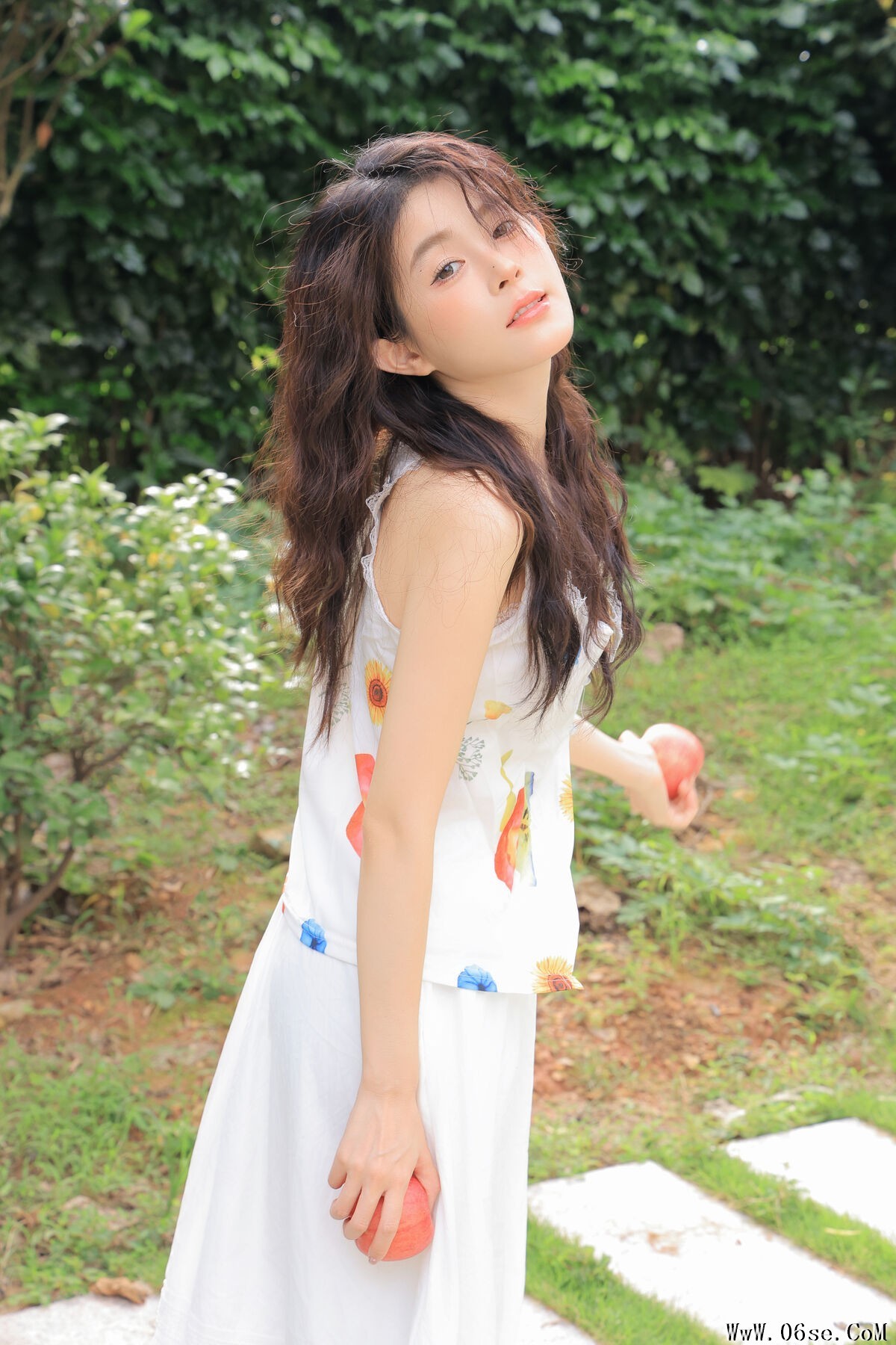图片[14]-YiTuYu艺图语 Vol.7582 Luo Xin Xin[27P]-六色网