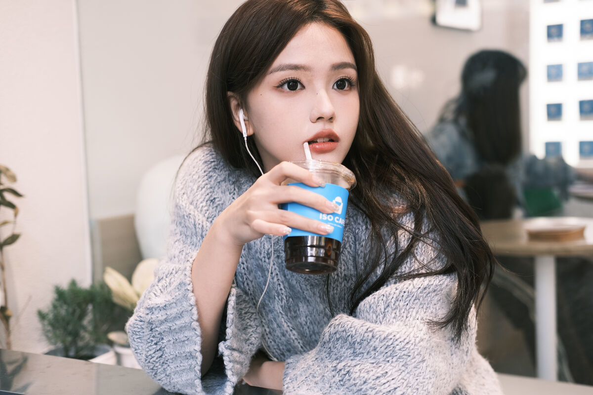 图片[6]-YiTuYu艺图语 Vol.6318 Xiao Hang[23P]-六色网