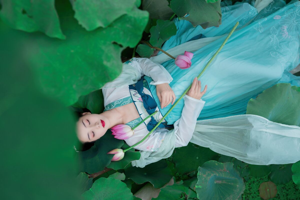 图片[21]-YiTuYu艺图语 Vol.7066 Mu Ge[26P]-六色网