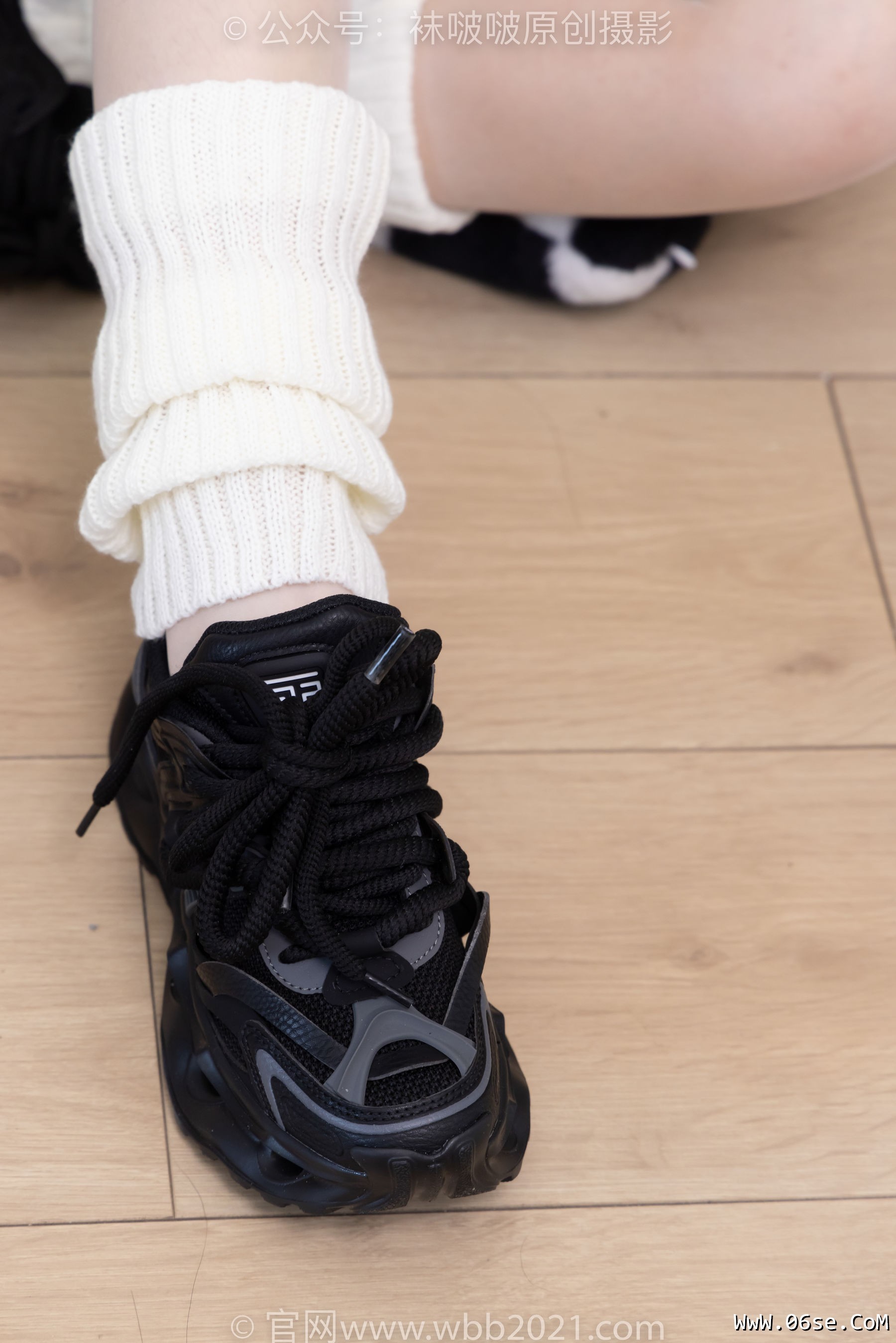 图片[92]-BoBoSocks袜啵啵 No.376 甜甜圈 -运动鞋、堆堆袜套、白丝[150P]-六色网