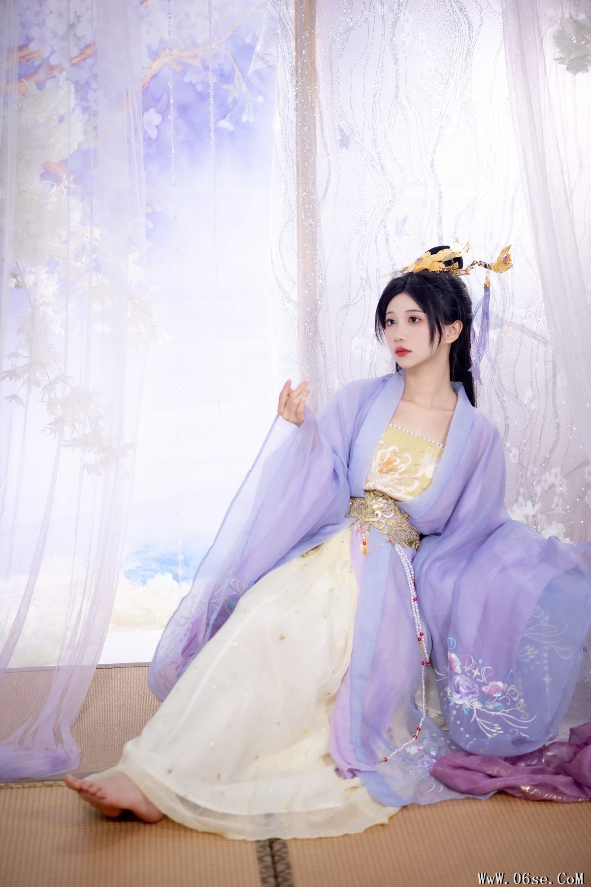 图片[4]-YiTuYu艺图语 Vol.4211 Qi Luo Sheng De Xiao Su Su[27P]-六色网