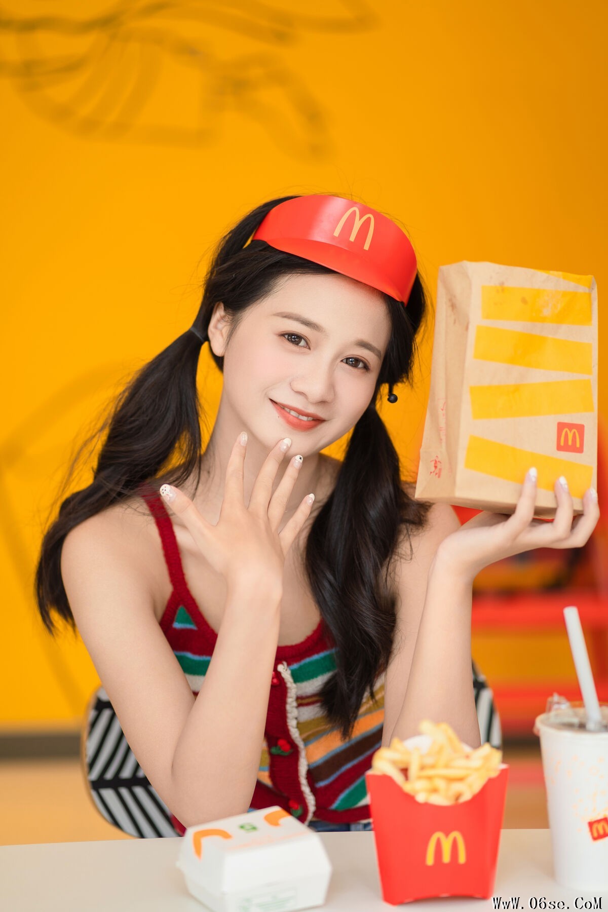 图片[17]-YiTuYu艺图语 Vol.7486 Cheng Zi Shu[24P]-六色网