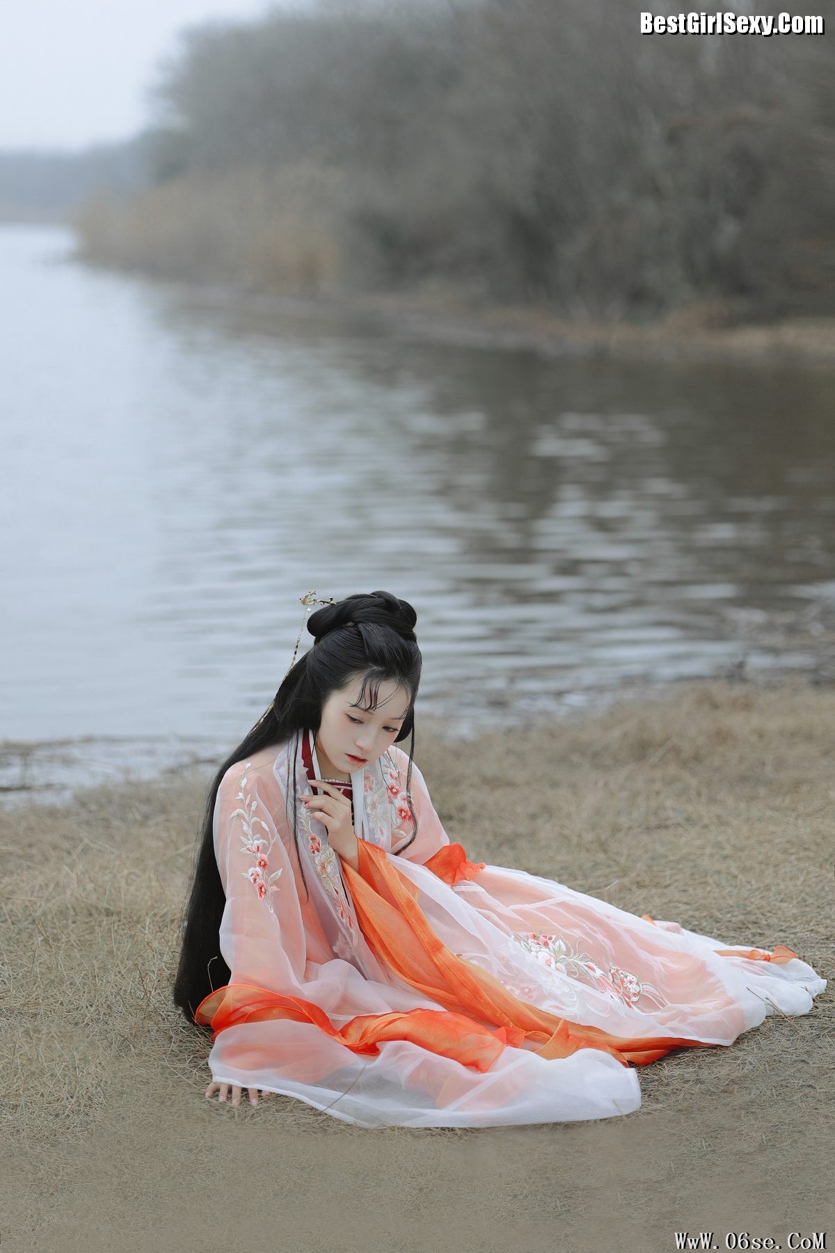 图片[21]-YiTuYu艺图语 Vol.4048 Jun Yin Lan[22P]-六色网