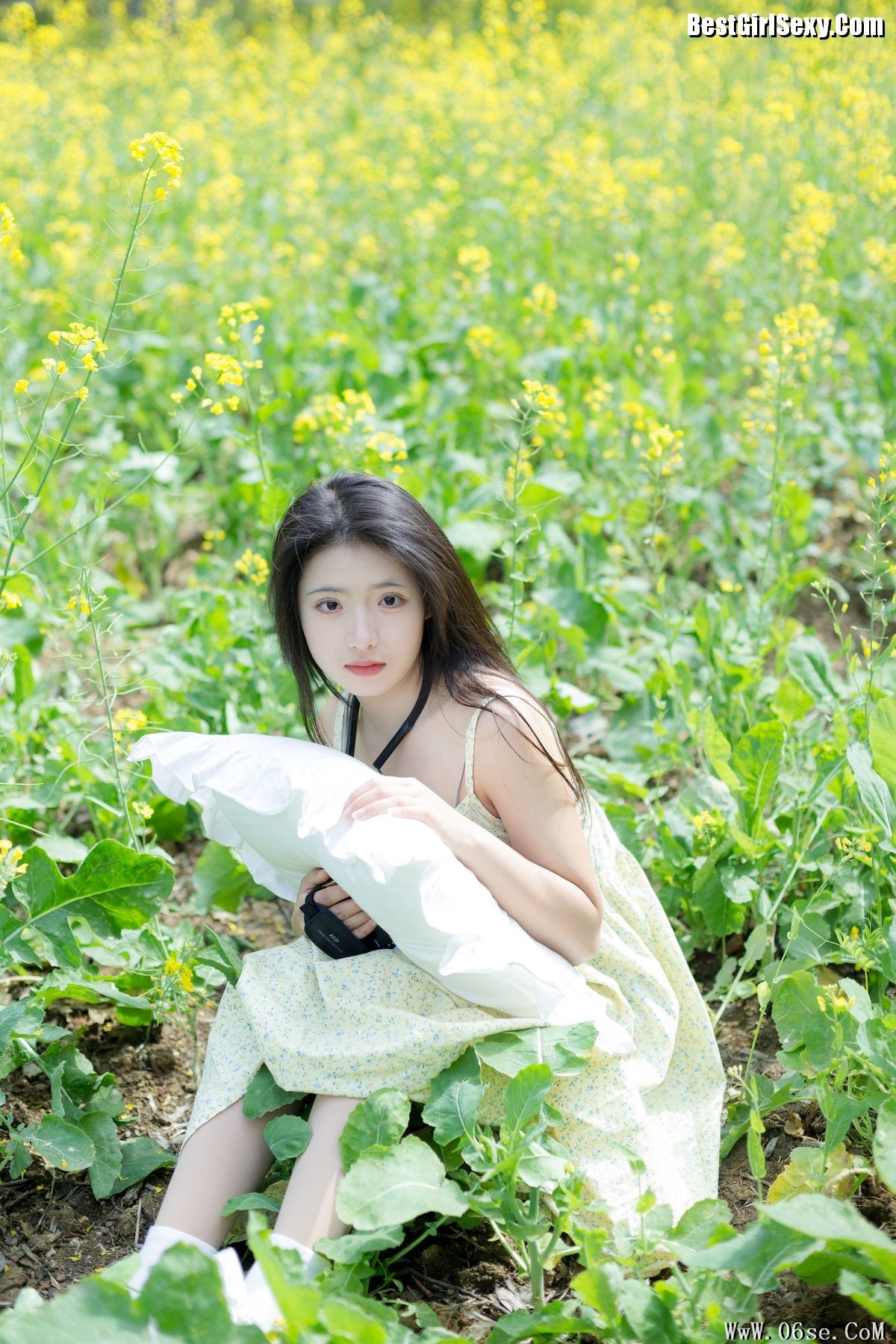 图片[2]-YiTuYu艺图语 Vol.4000 Mu You[27P]-六色网