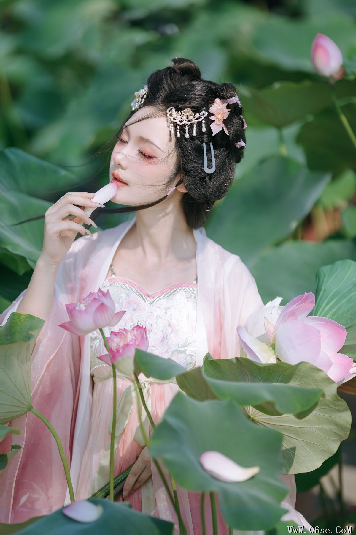 图片[18]-YiTuYu艺图语 Vol.7314 Yi Zhi Mu Yao Yao[21P]-六色网