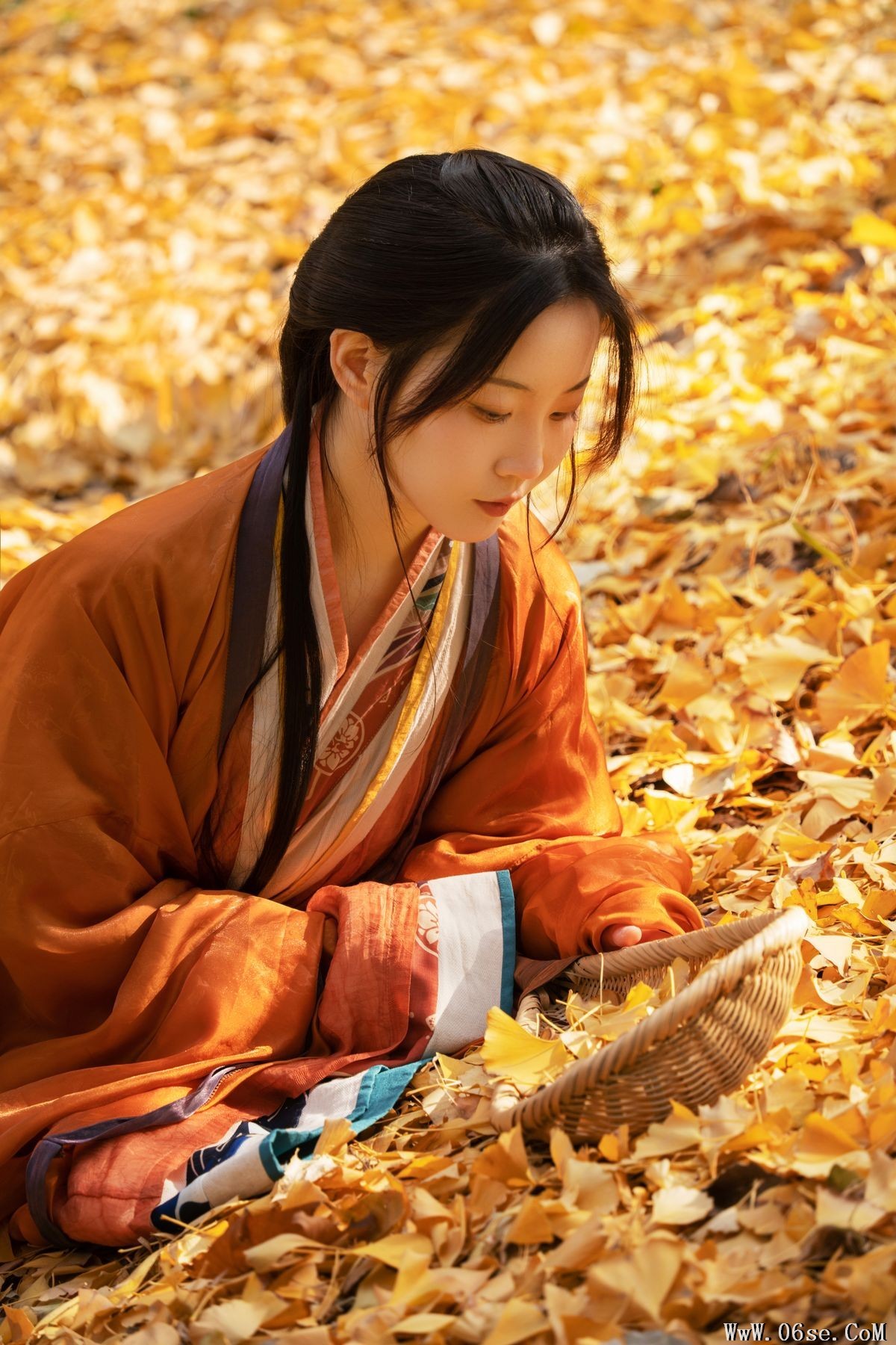 图片[9]-YiTuYu艺图语 Vol.3237 Ren Jian Xiao Bai Long[25P]-六色网