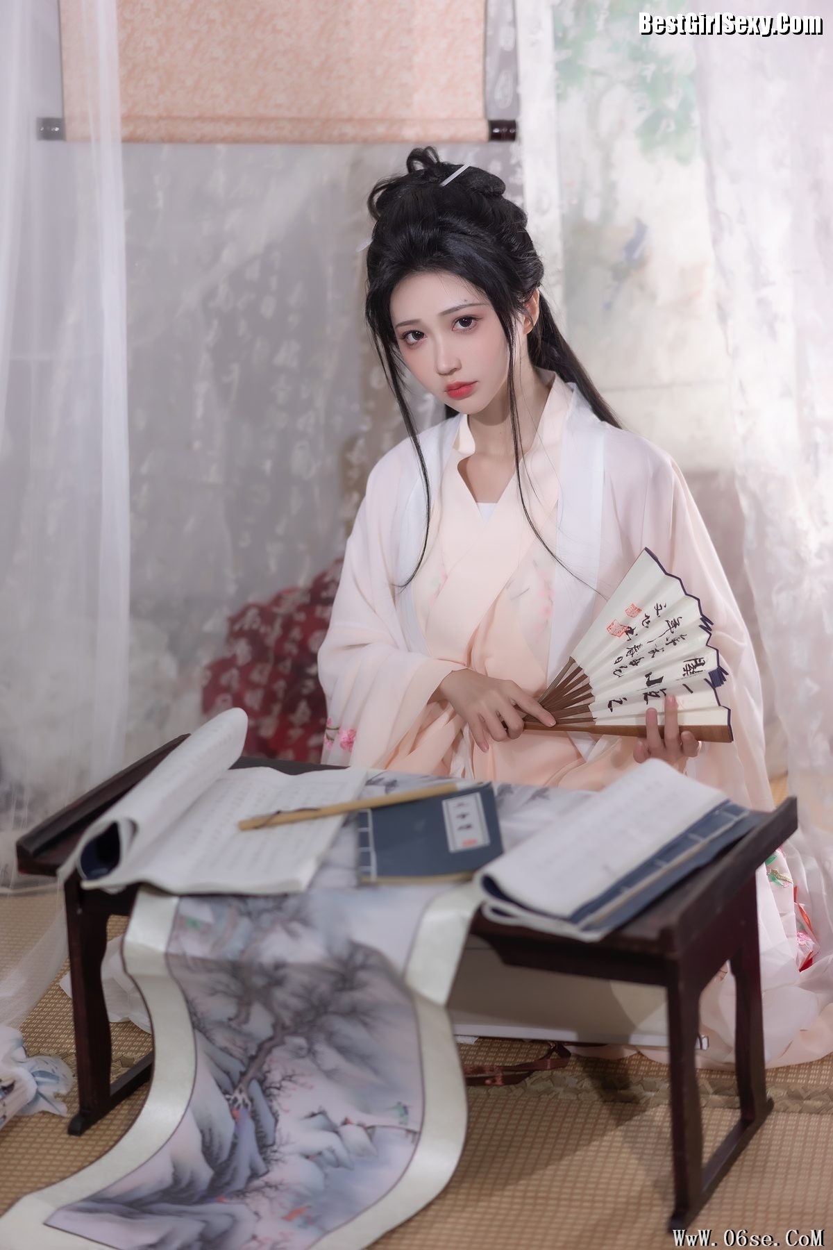 图片[22]-YiTuYu艺图语 Vol.3965 Qi Luo Sheng De Xiao Su Su[26P]-六色网