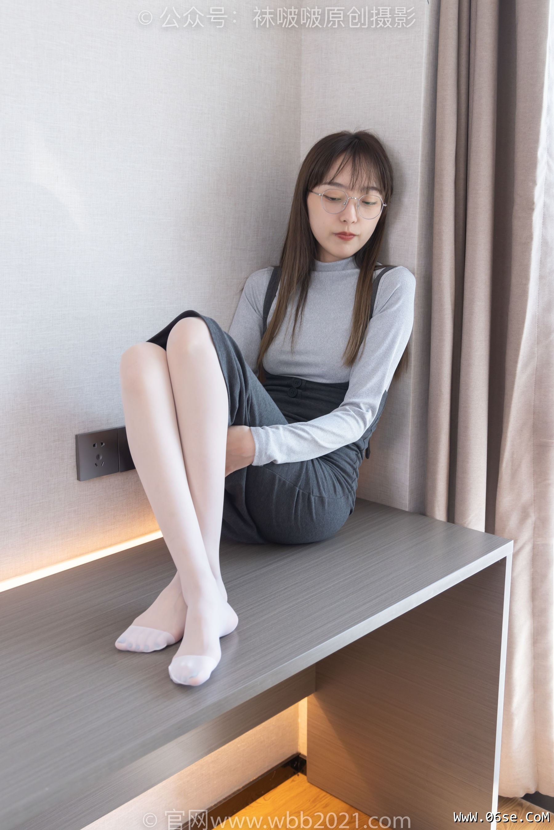 图片[37]-BoBoSocks袜啵啵 No.309 稚予 -两双高跟鞋、灰丝、白丝、裸足、踩奶油蛋糕剧情[180P]-六色网