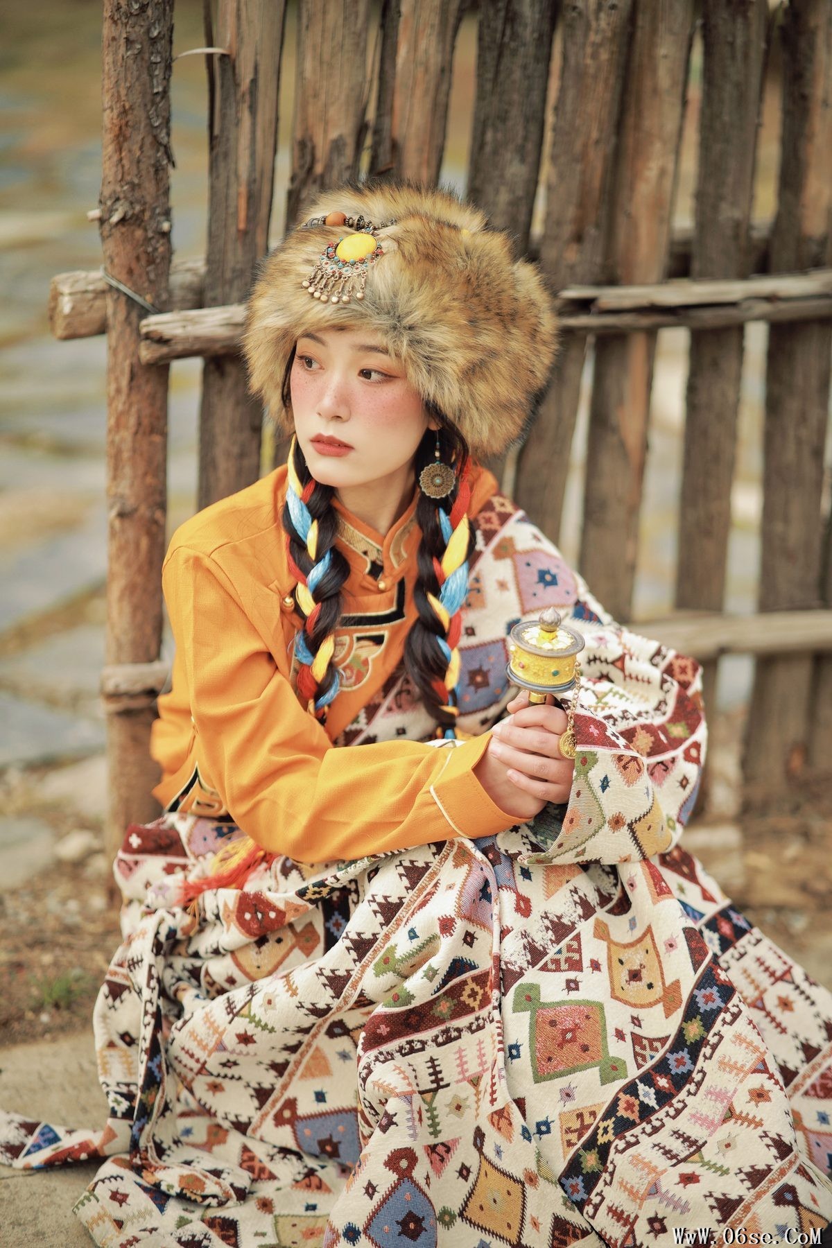 图片[25]-YiTuYu艺图语 Vol.3679 Wei Wei[25P]-六色网