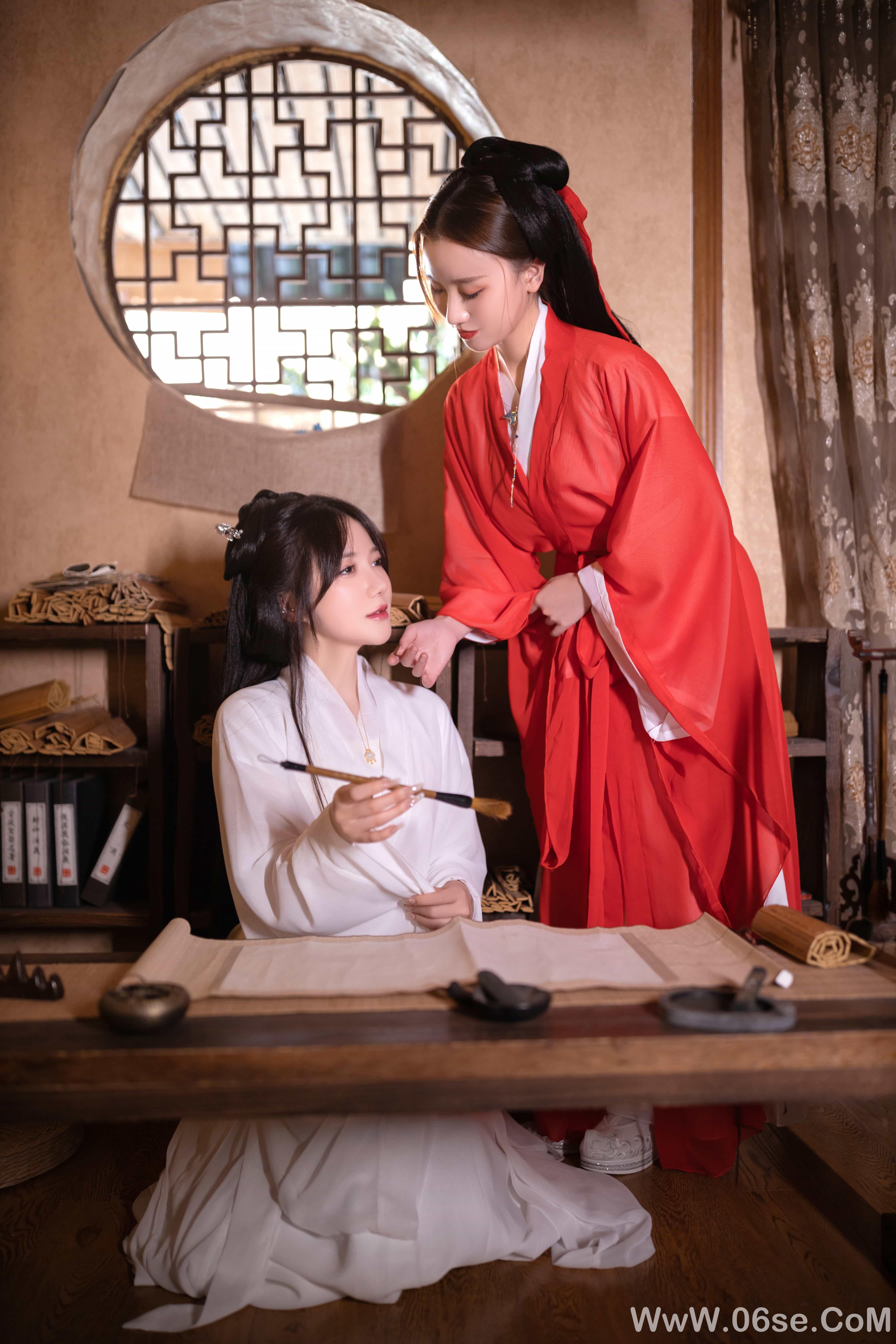 图片[27]-秀人名模鱼子酱Fish内部私购未上架《双女古装剧情》写真[153P]-六色网