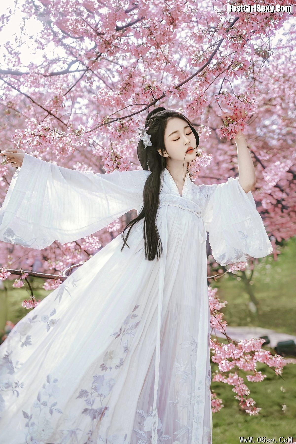 图片[21]-YiTuYu艺图语 Vol.4017 Miao Cui Jiao[23P]-六色网