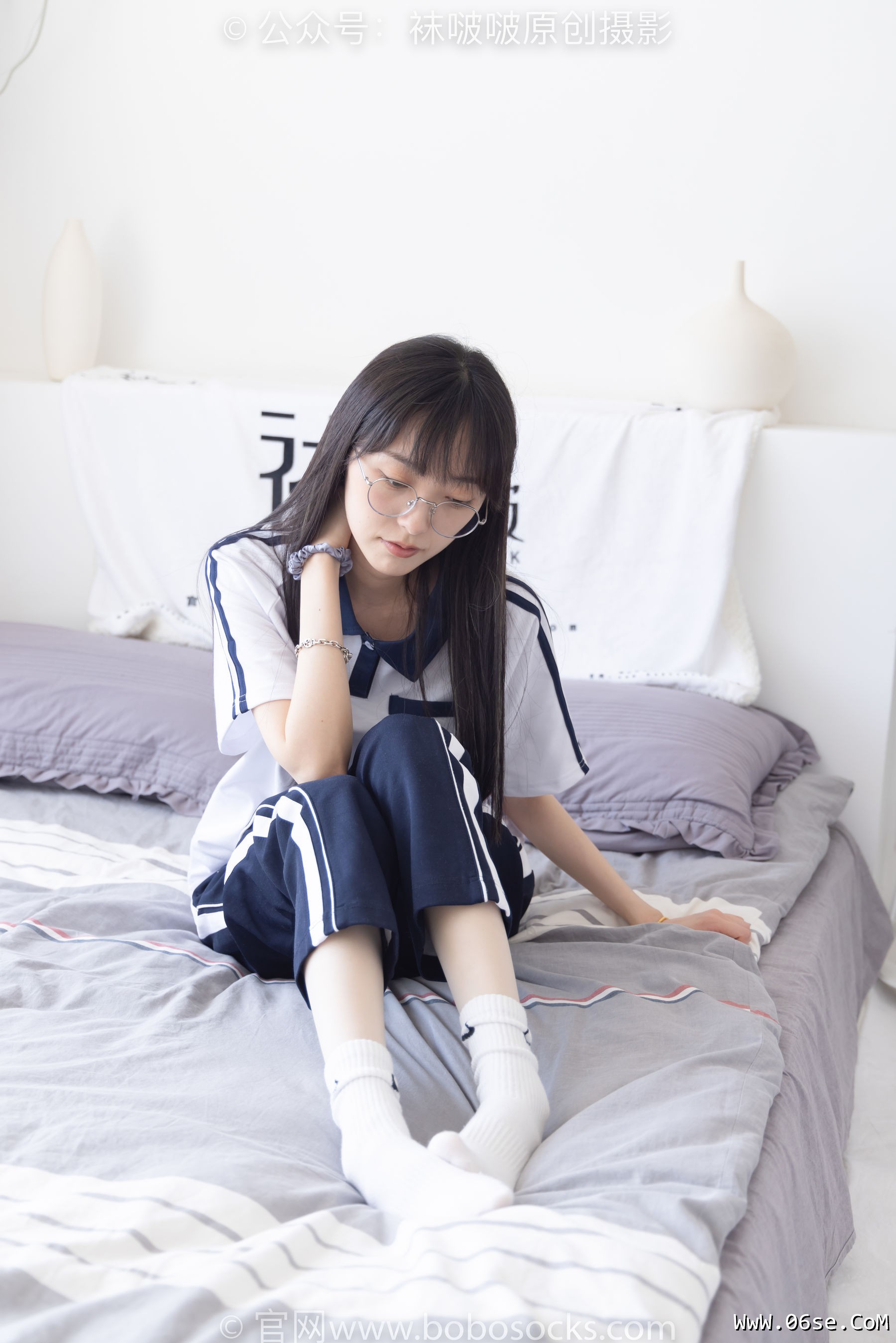 图片[80]-BoBoSocks袜啵啵 No.207 稚予 -aj板鞋、白棉袜、油亮白丝、校服裤里丝[140P]-六色网