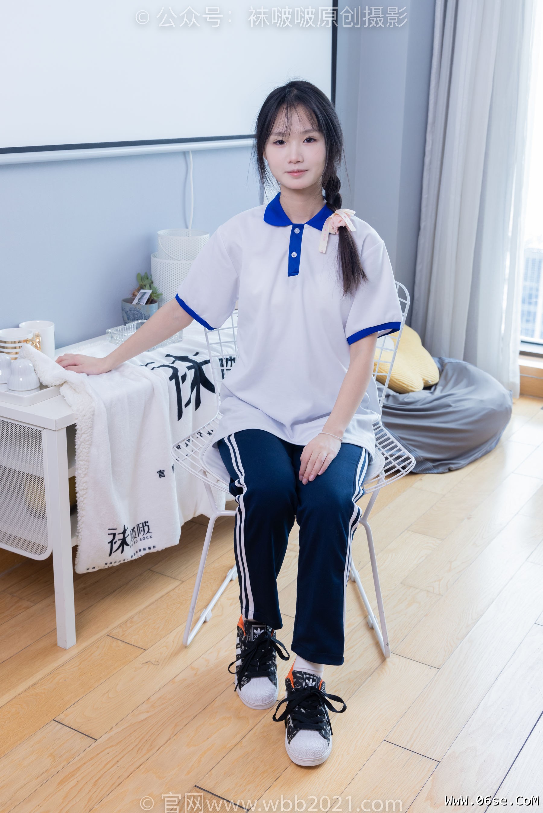 图片[57]-BoBoSocks袜啵啵 No.366 甜甜圈 -三双板鞋、白棉袜、短白丝[150P]-六色网