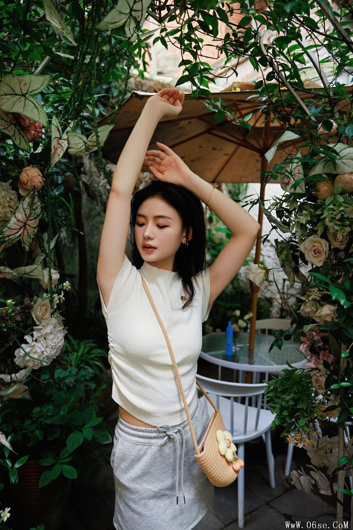图片[45]-YiTuYu艺图语 Vol.5152 Bu Ta Xiao Yao[51P]-六色网