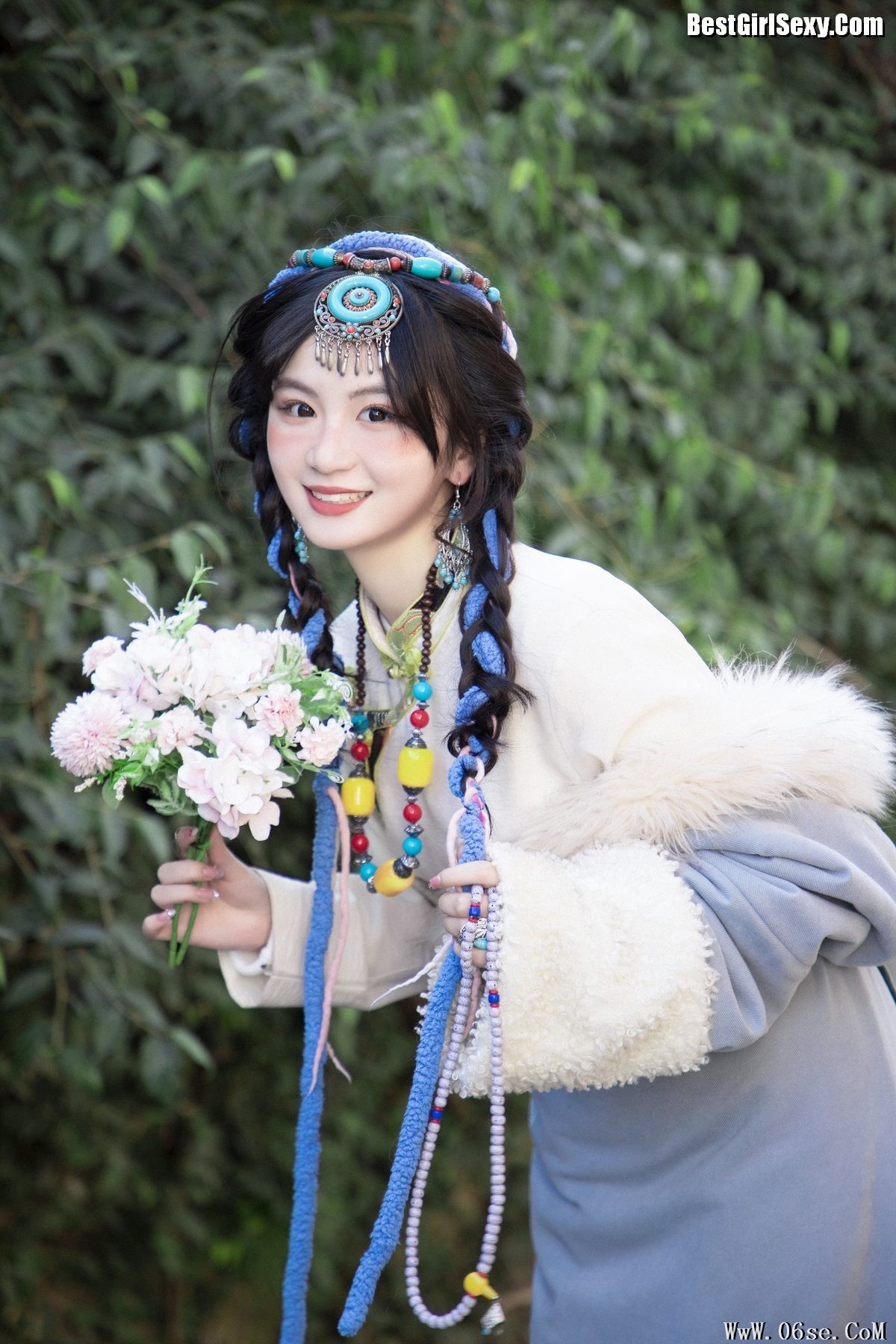 图片[16]-YiTuYu艺图语 Vol.3996 Si Nan[26P]-六色网