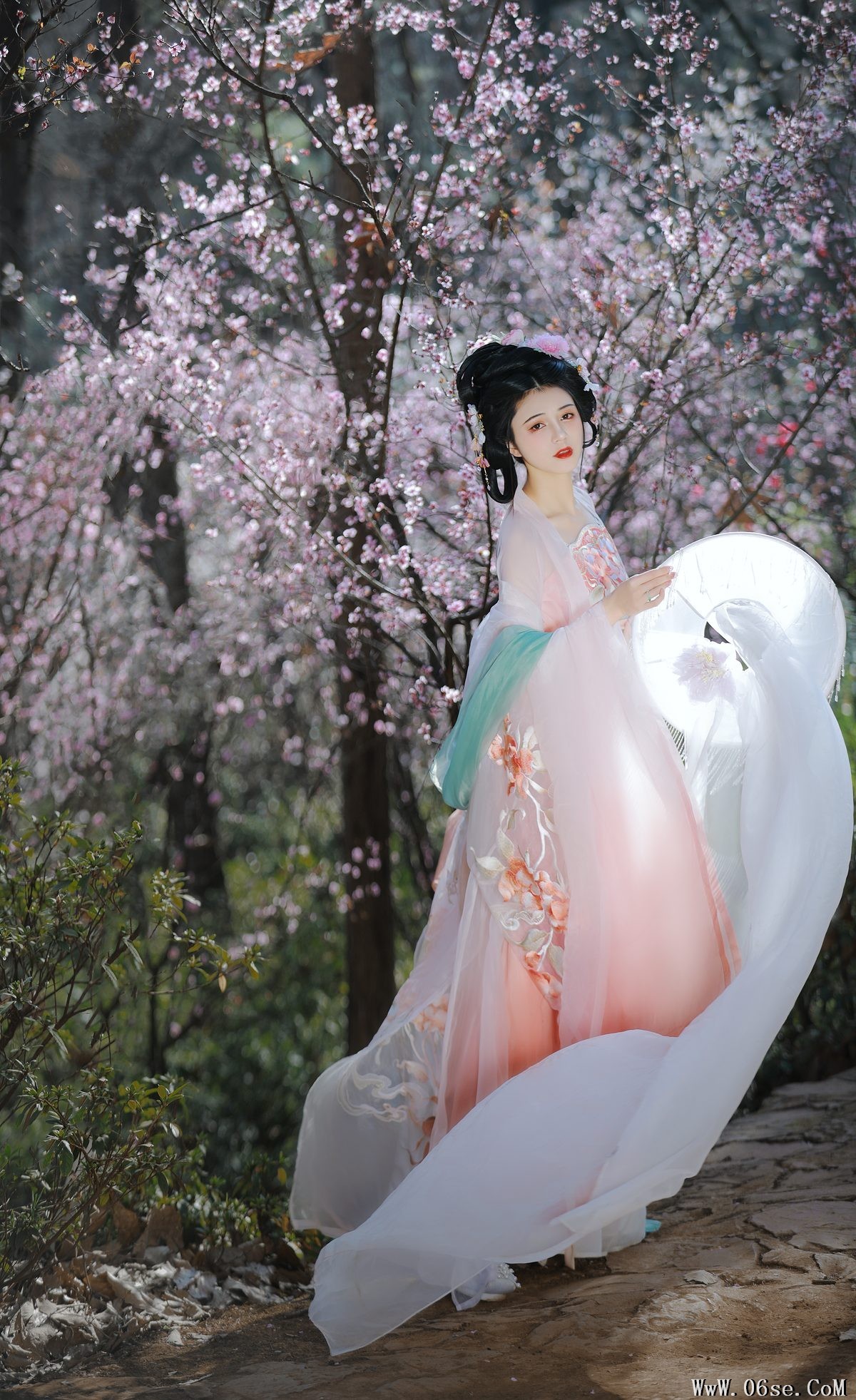图片[6]-YiTuYu艺图语 Vol.3732 Wu Sui[28P]-六色网
