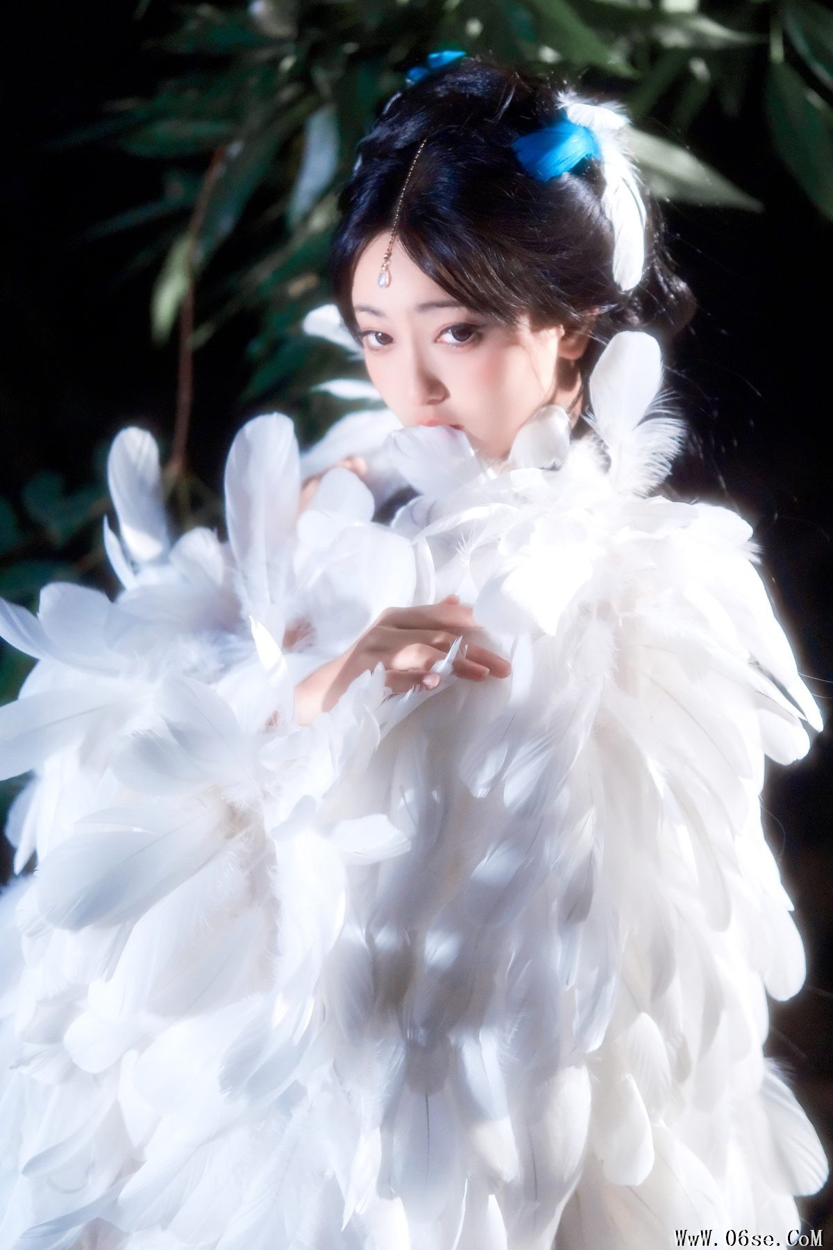 图片[9]-YiTuYu艺图语 Vol.6162 Er Liang Feng Yue[23P]-六色网